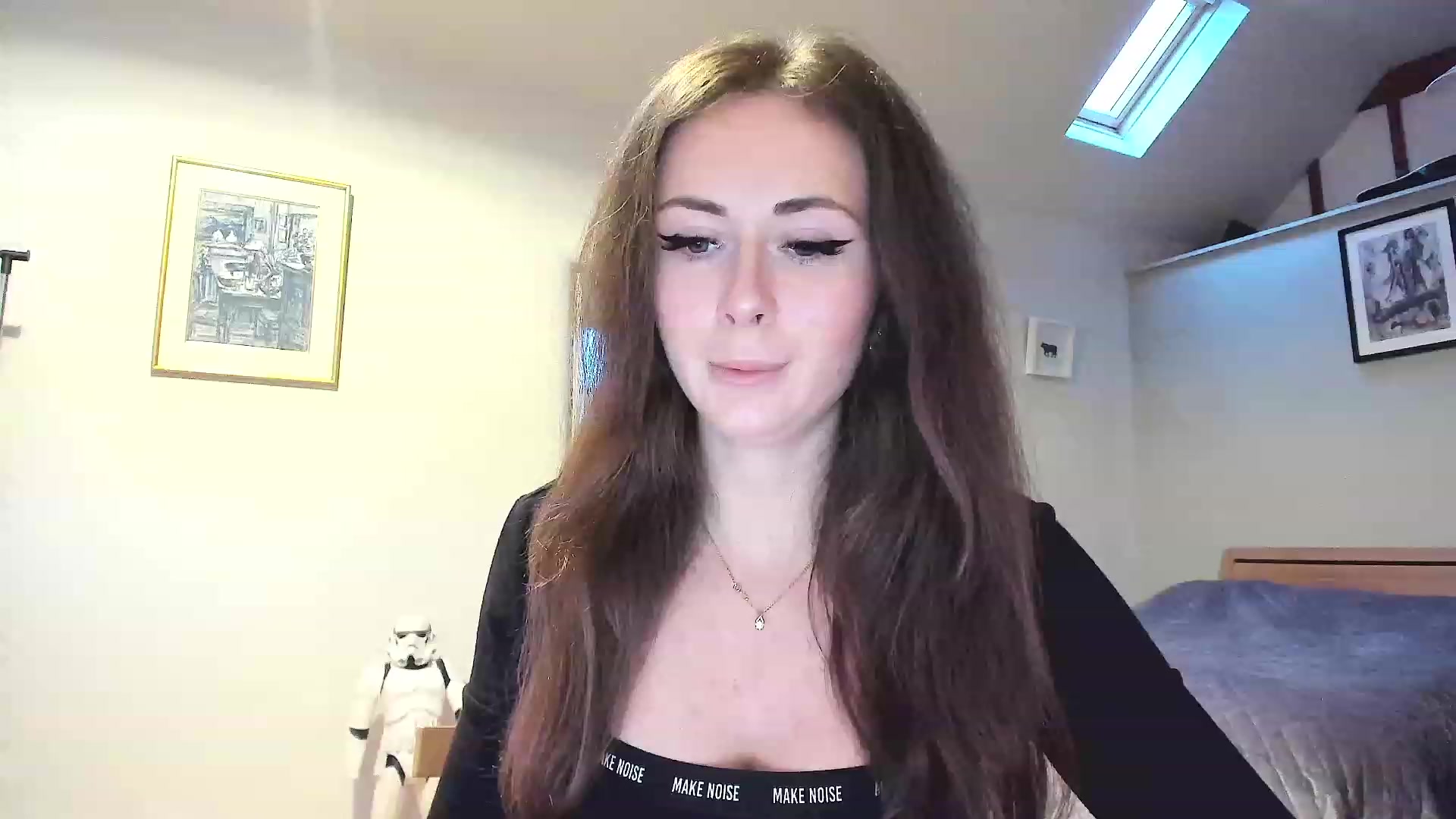 Gallery image thumbnail from Amber_Fry's myfreecams stream on, 11/29/2022, 10:33 image 14 of 20