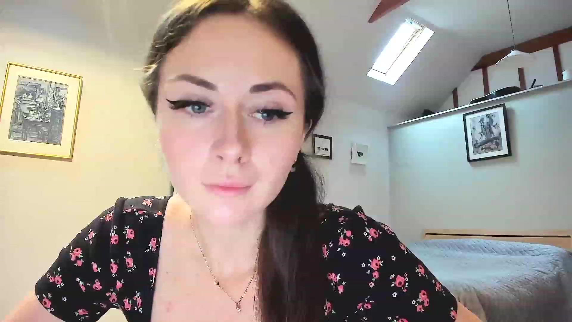 Gallery image thumbnail from Amber_Fry's myfreecams stream on, 11/29/2022, 14:40 image 19 of 20