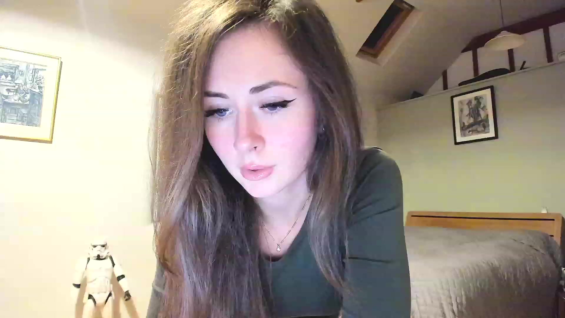Gallery image thumbnail from Amber_Fry's myfreecams stream on, 12/02/2022, 01:09 image 15 of 20