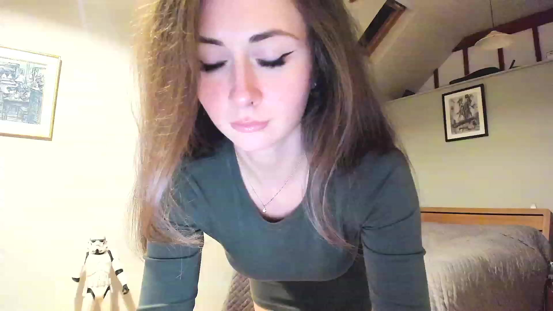 Gallery image thumbnail from Amber_Fry's myfreecams stream on, 12/02/2022, 01:09 image 18 of 20