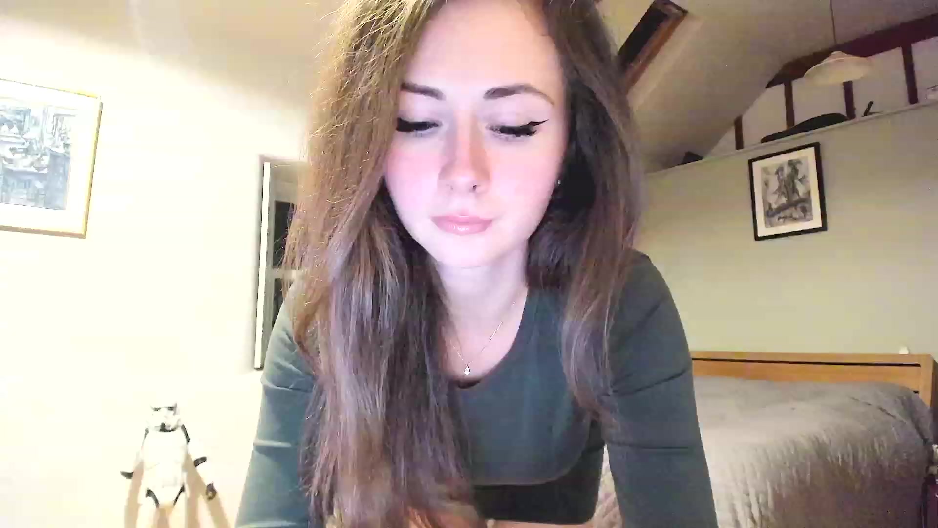 Gallery image thumbnail from Amber_Fry's myfreecams stream on, 12/02/2022, 01:09 image 17 of 20