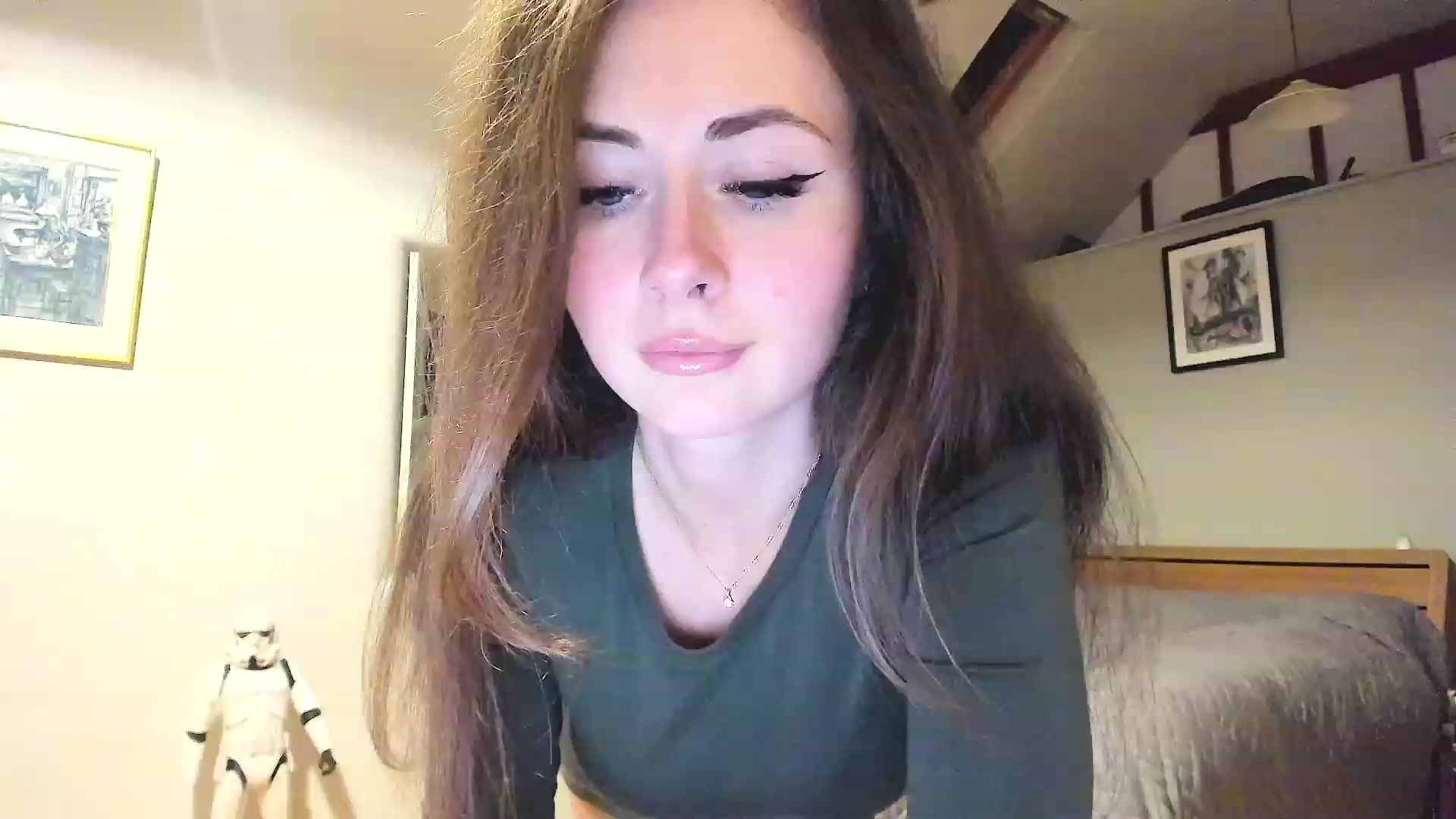 Gallery image thumbnail from Amber_Fry's myfreecams stream on, 12/02/2022, 01:09 image 19 of 20