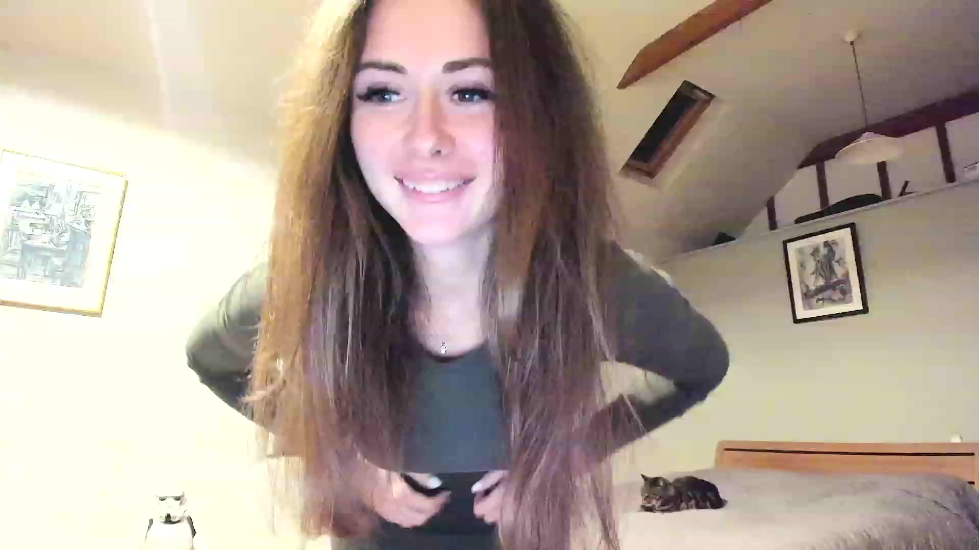 Gallery image thumbnail from Amber_Fry's myfreecams stream on, 12/01/2022, 22:35 image 10 of 20