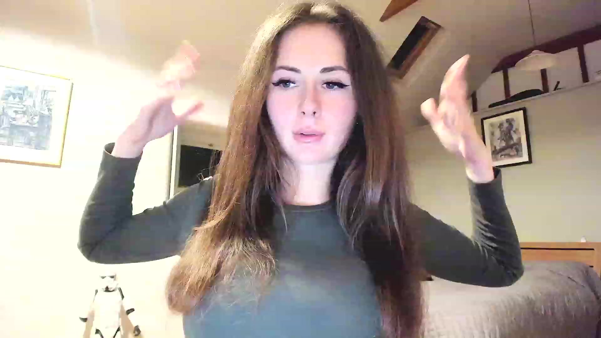 Gallery image thumbnail from Amber_Fry's myfreecams stream on, 12/01/2022, 22:35 image 7 of 20