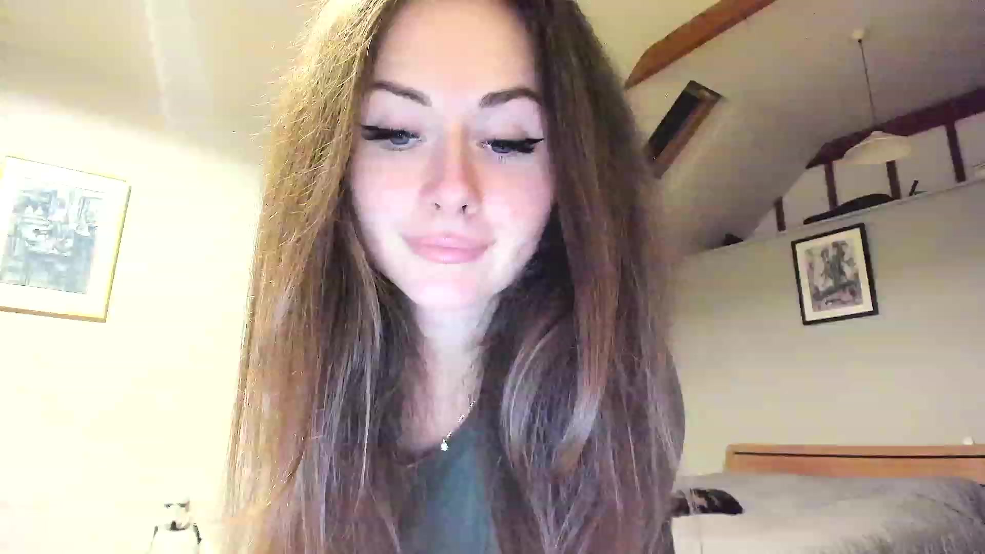 Gallery image thumbnail from Amber_Fry's myfreecams stream on, 12/01/2022, 22:35 image 14 of 20