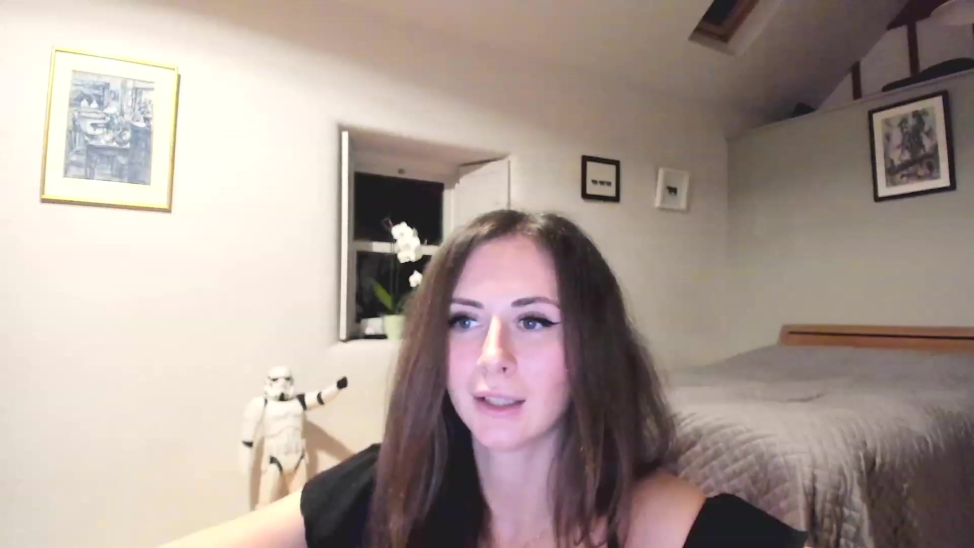 Gallery image thumbnail from Amber_Fry's myfreecams stream on, 12/03/2022, 18:45 image 5 of 20