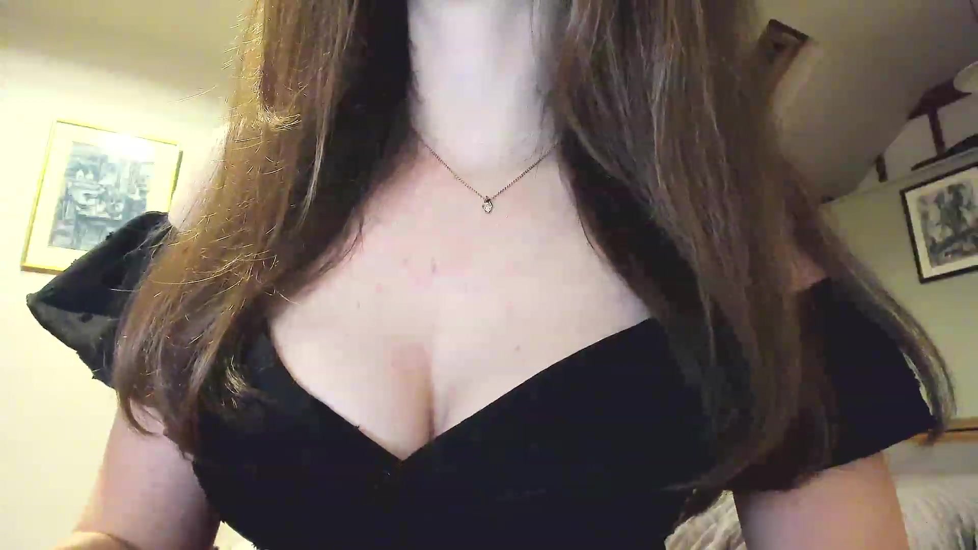 Gallery image thumbnail from Amber_Fry's myfreecams stream on, 12/03/2022, 18:45 image 18 of 20