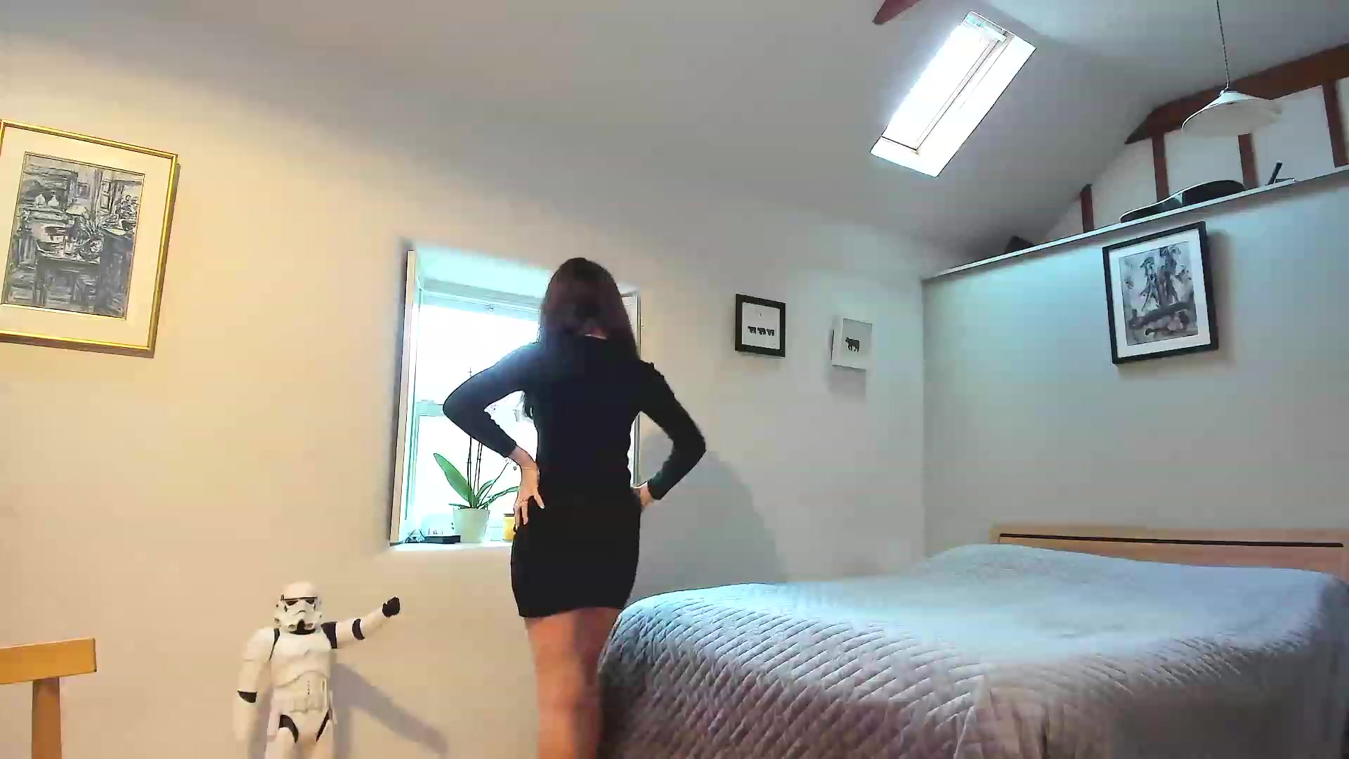 Gallery image thumbnail from Amber_Fry's myfreecams stream on, 12/04/2022, 13:05 image 12 of 20