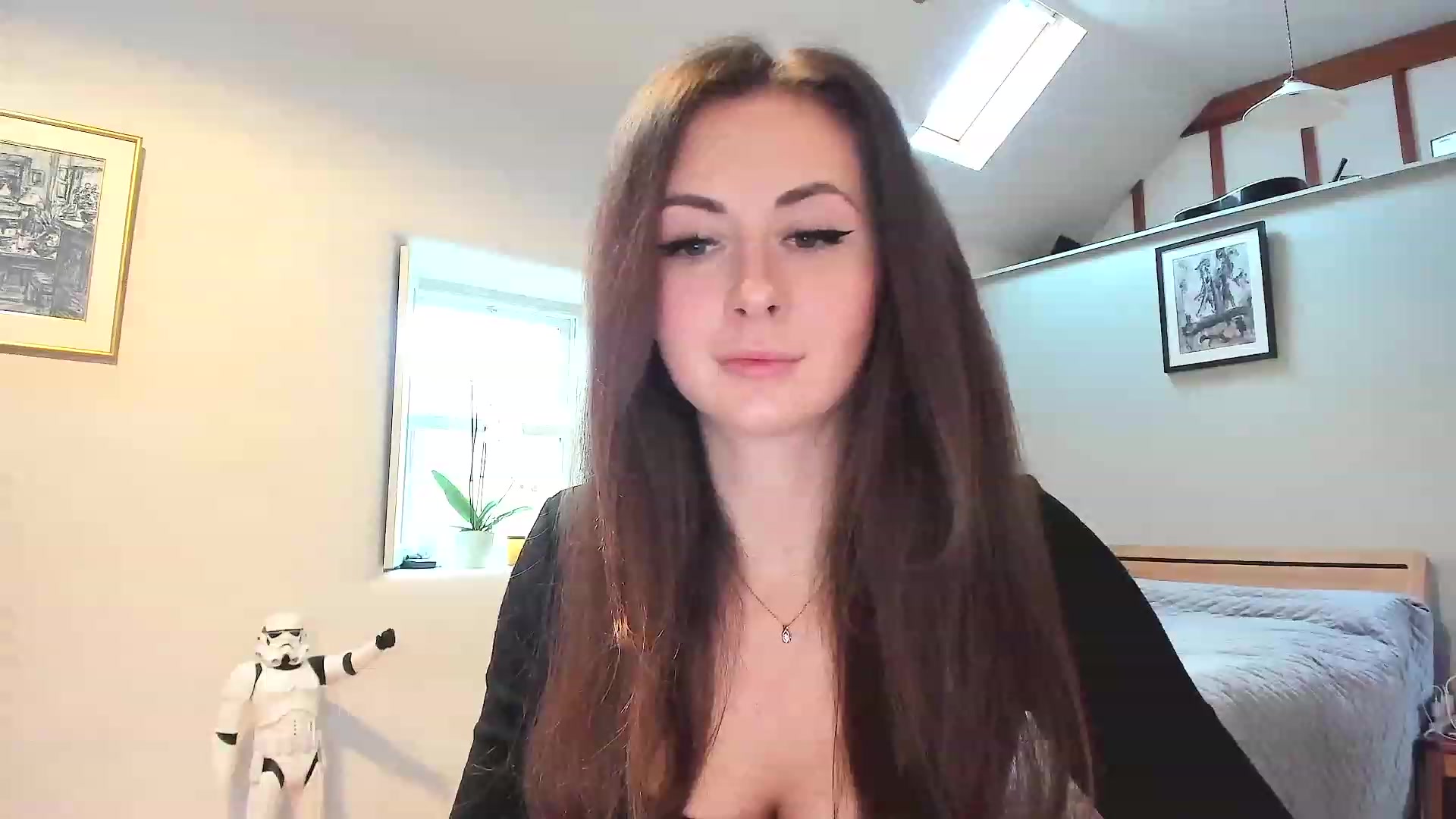 Gallery image thumbnail from Amber_Fry's myfreecams stream on, 12/04/2022, 14:16 image 12 of 20