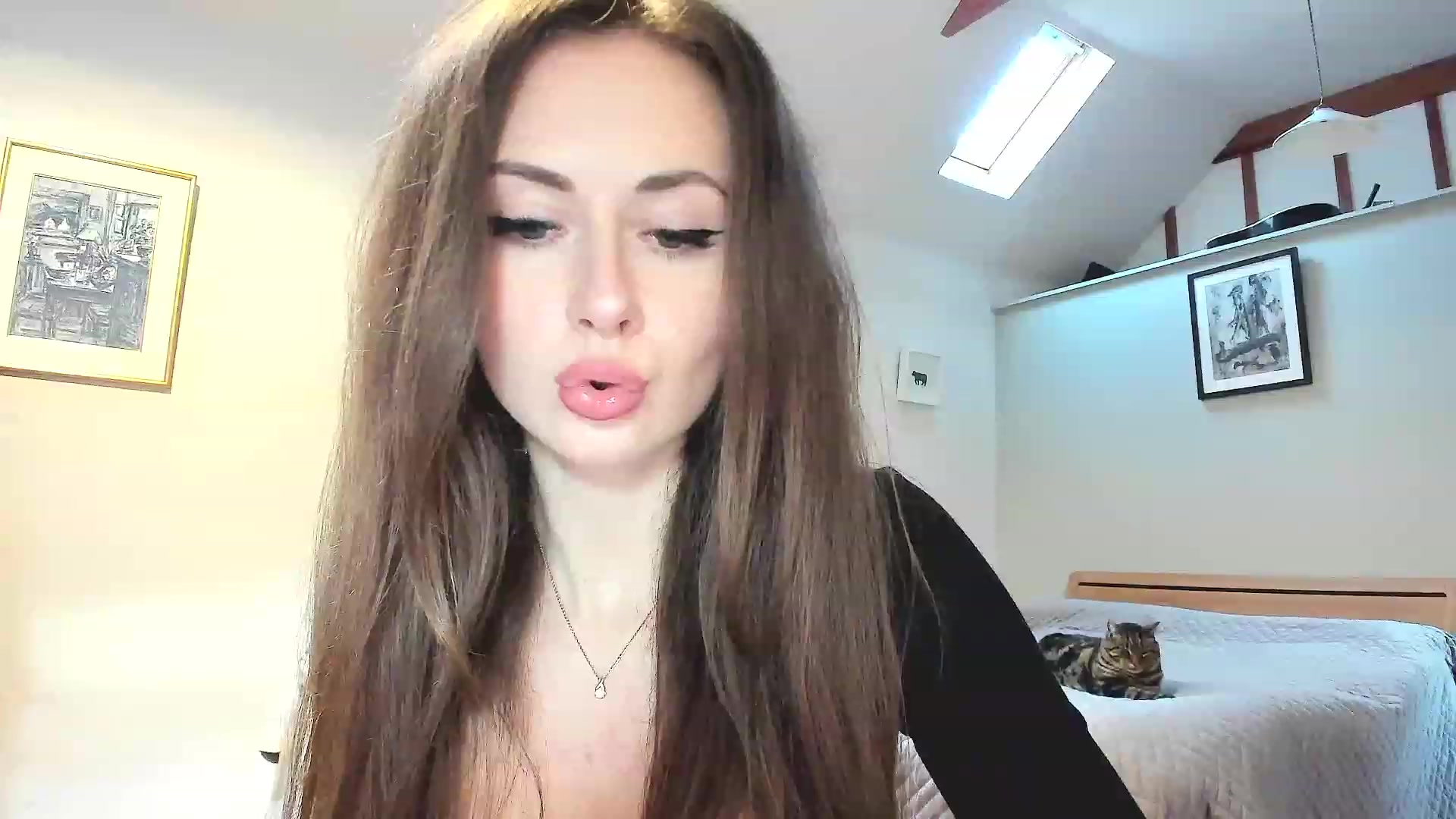 Gallery image thumbnail from Amber_Fry's myfreecams stream on, 12/04/2022, 15:59 image 5 of 20