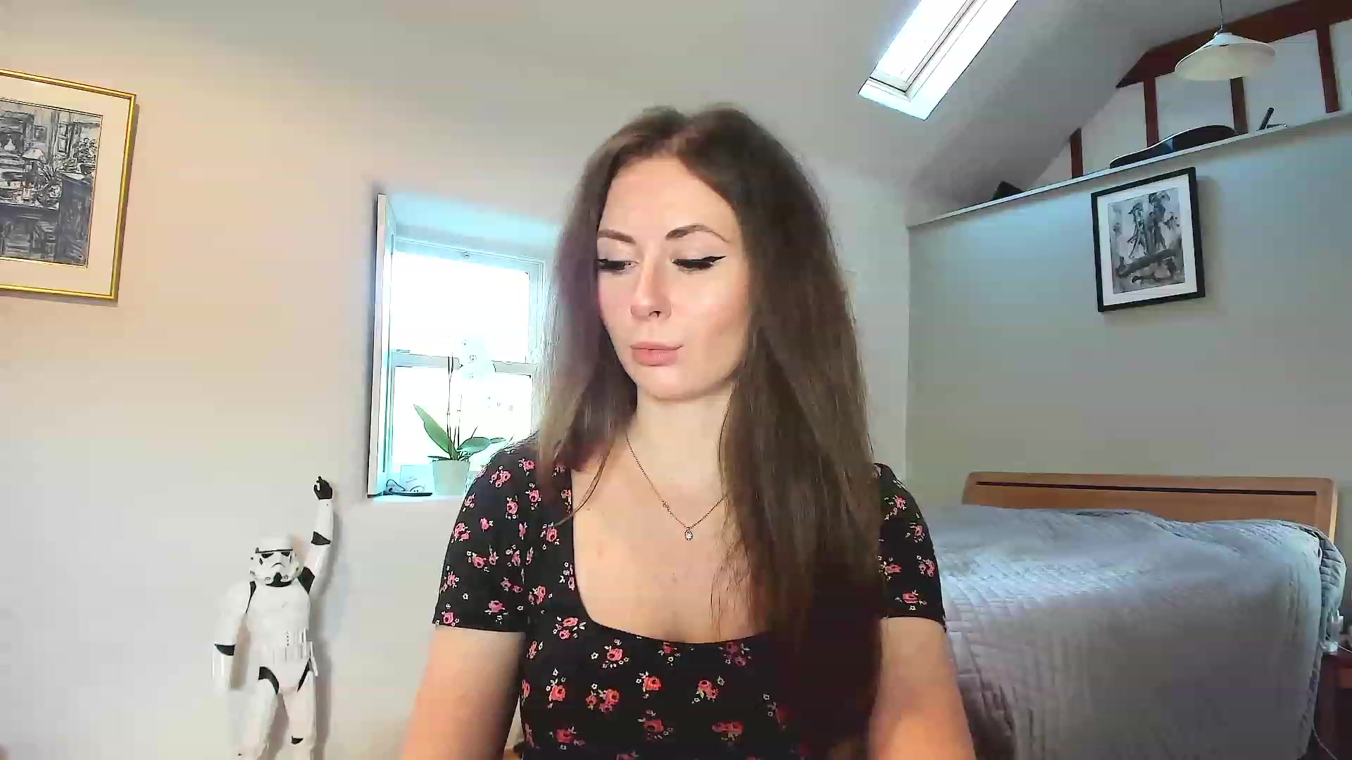 Gallery image thumbnail from Amber_Fry's myfreecams stream on, 12/06/2022, 12:30 image 6 of 20