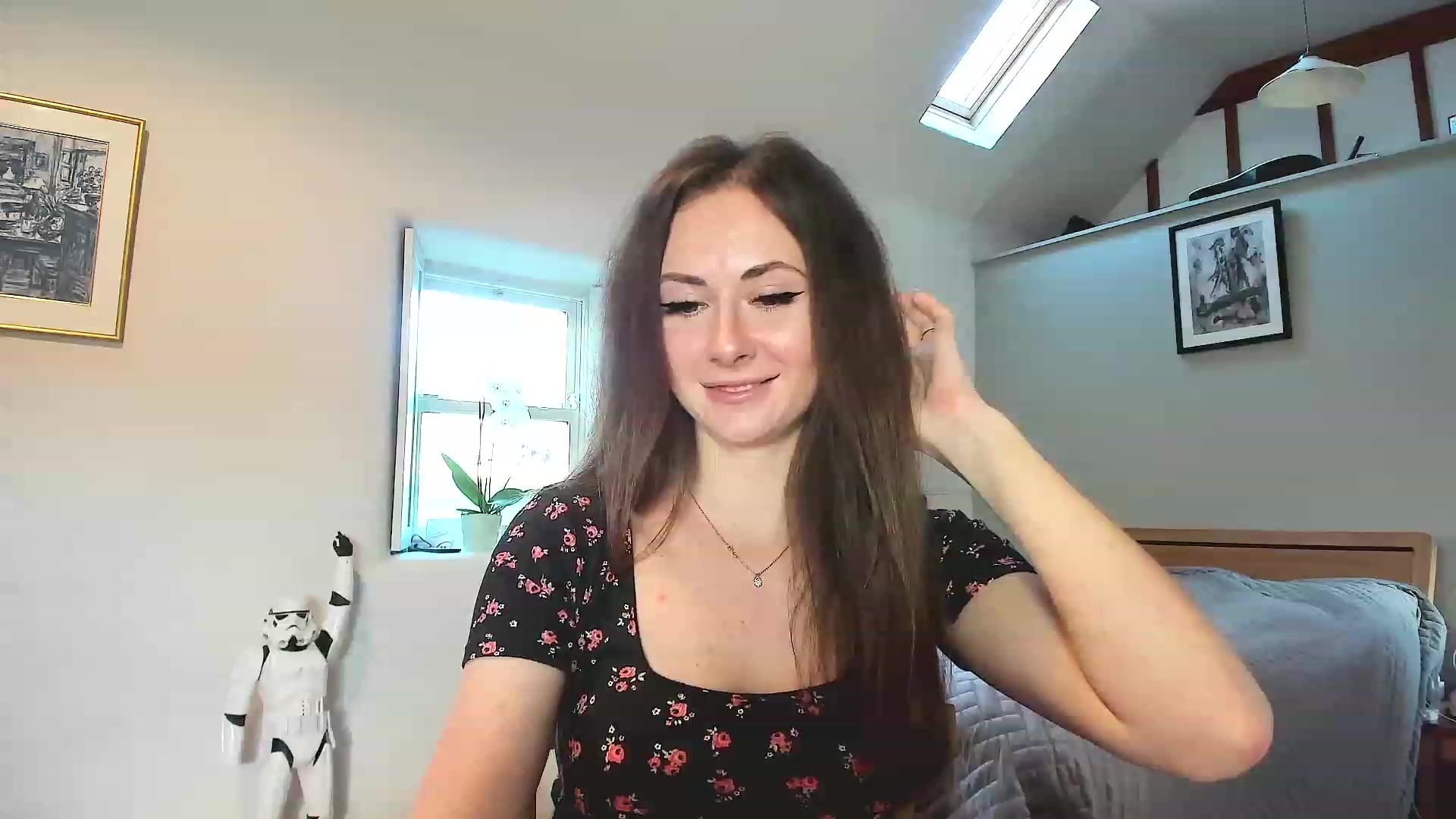 Gallery image thumbnail from Amber_Fry's myfreecams stream on, 12/06/2022, 12:30 image 5 of 20