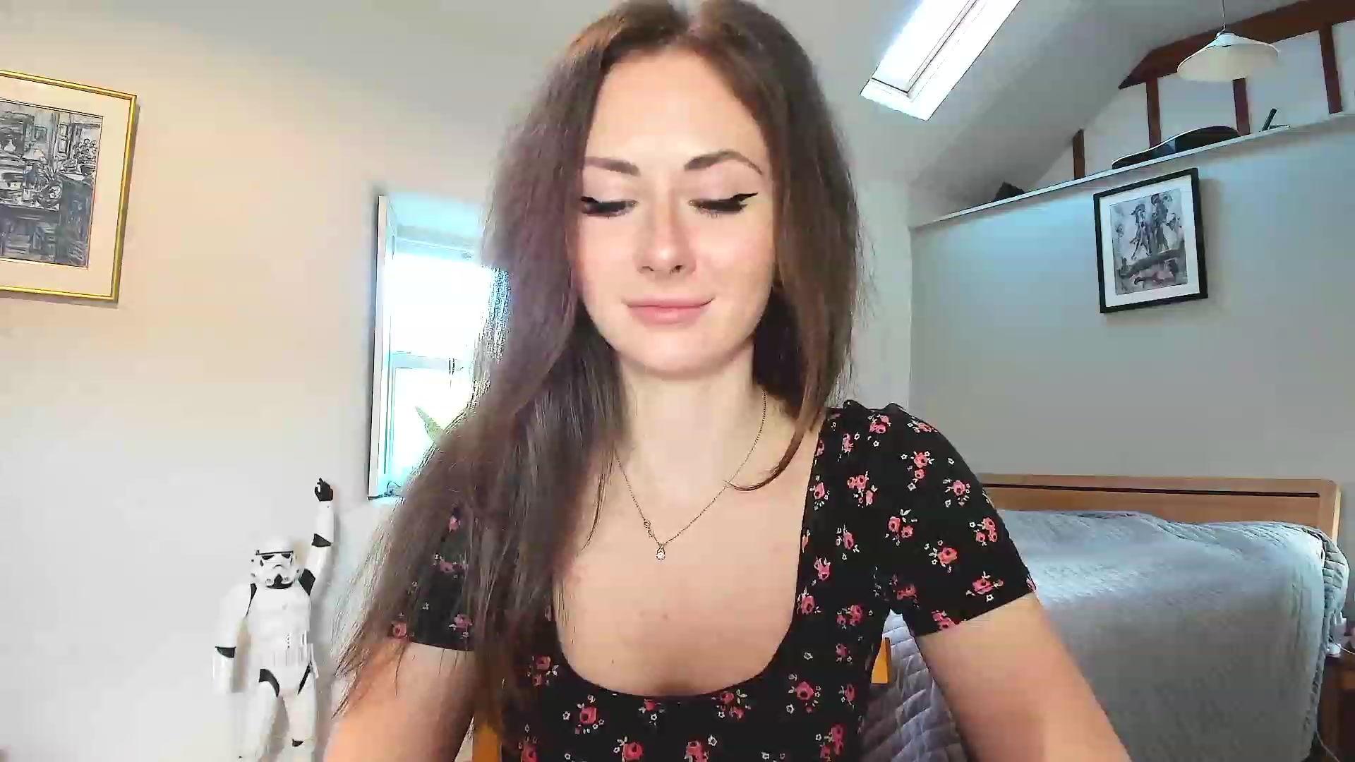 Gallery image thumbnail from Amber_Fry's myfreecams stream on, 12/06/2022, 12:30 image 16 of 20