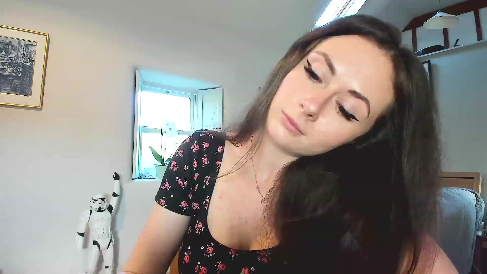 Gallery image thumbnail from Amber_Fry's myfreecams stream on, 12/06/2022, 12:30 image 9 of 20