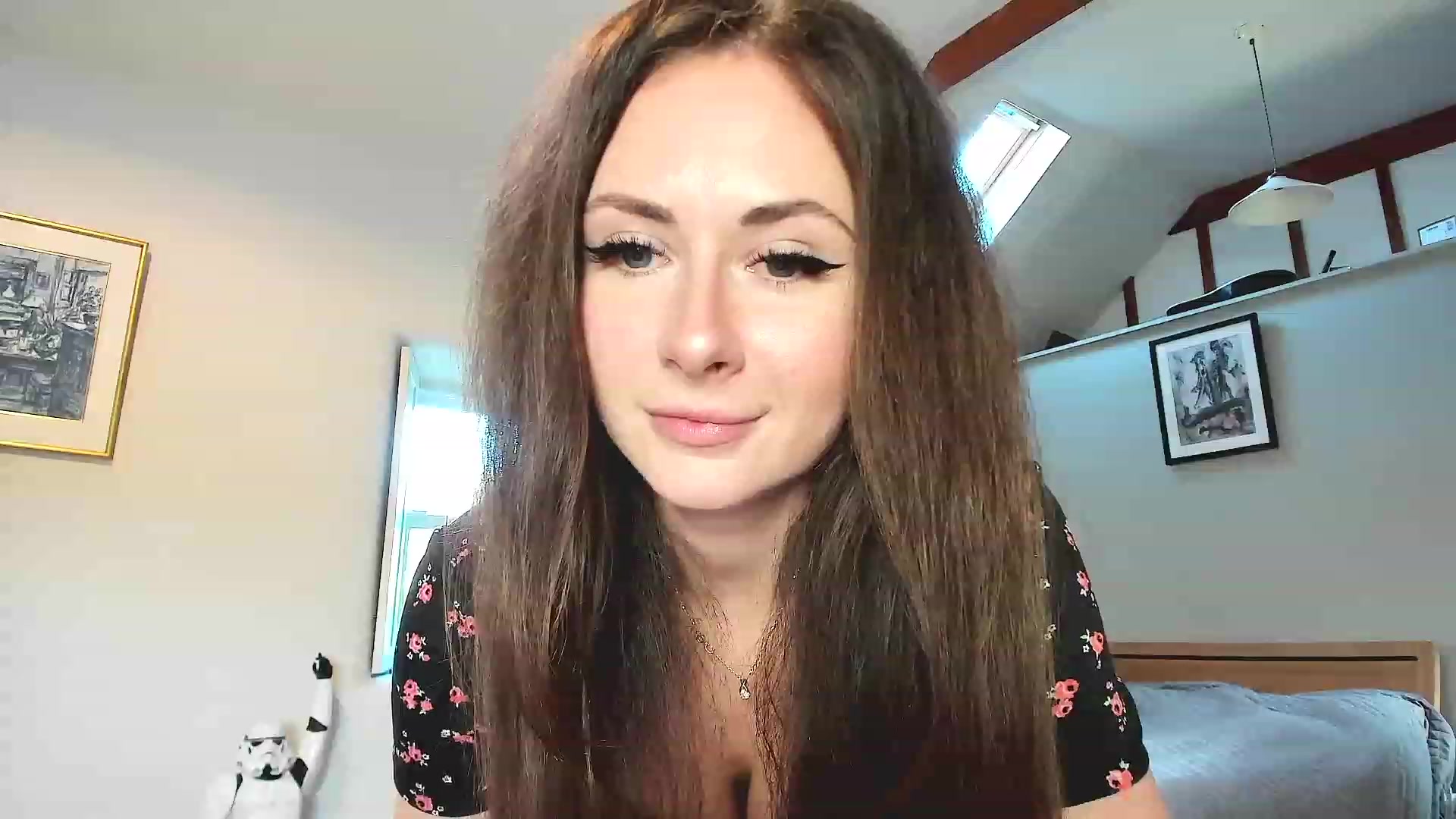 Gallery image thumbnail from Amber_Fry's myfreecams stream on, 12/06/2022, 12:30 image 1 of 20