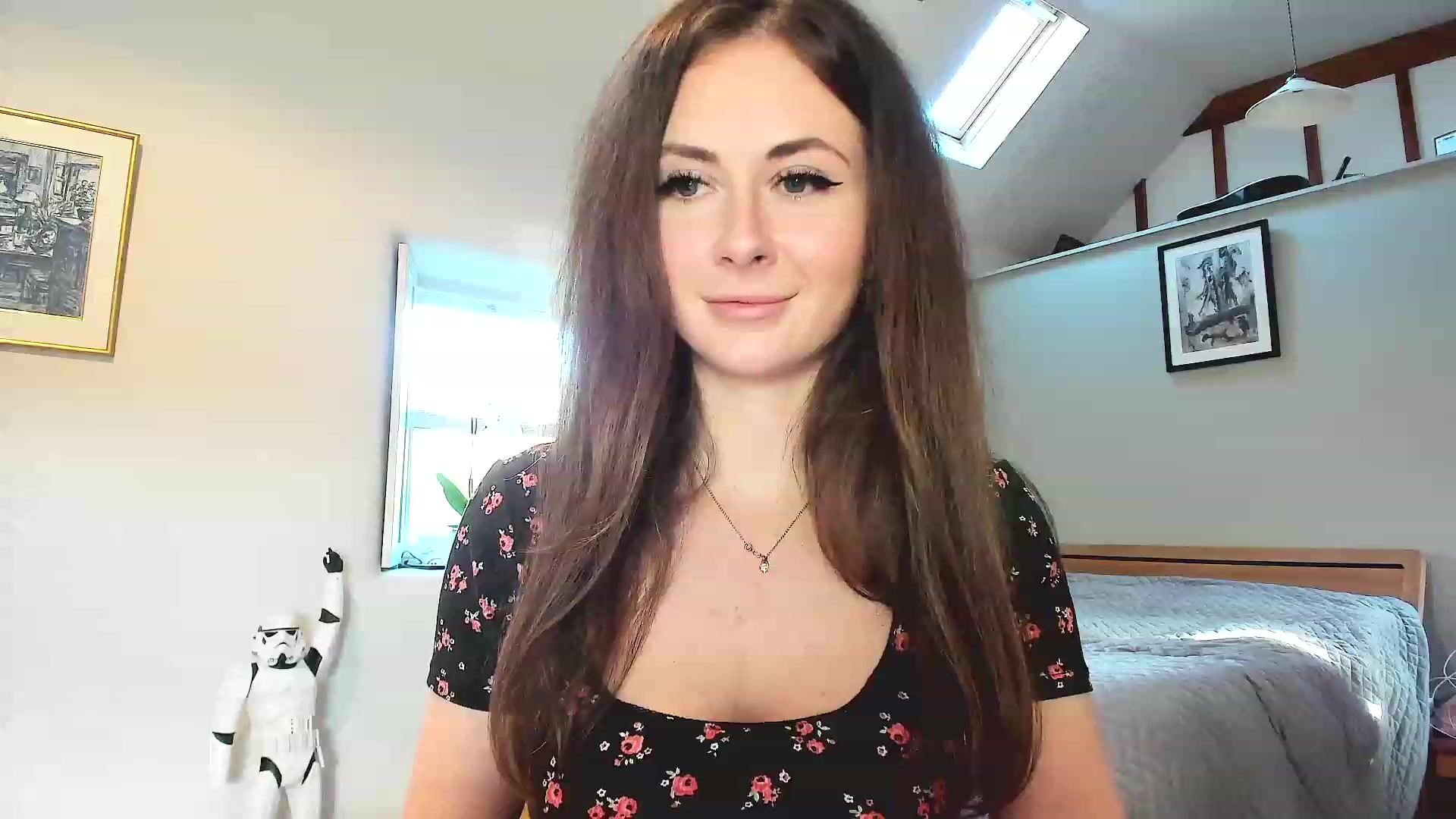 Gallery image thumbnail from Amber_Fry's myfreecams stream on, 12/06/2022, 13:55 image 5 of 20