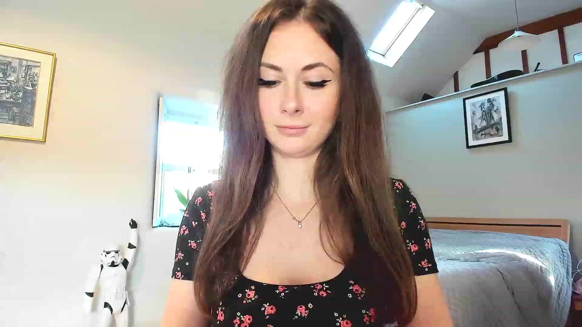 Gallery image thumbnail from Amber_Fry's myfreecams stream on, 12/06/2022, 13:55 image 9 of 20