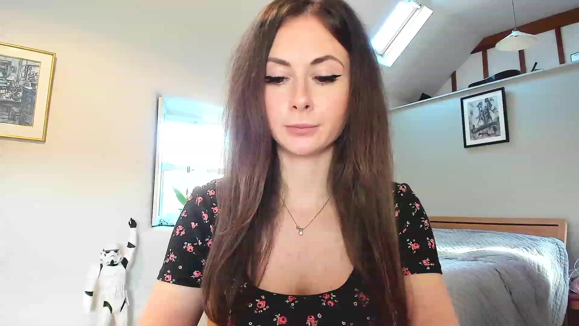 Gallery image thumbnail from Amber_Fry's myfreecams stream on, 12/06/2022, 13:55 image 13 of 20