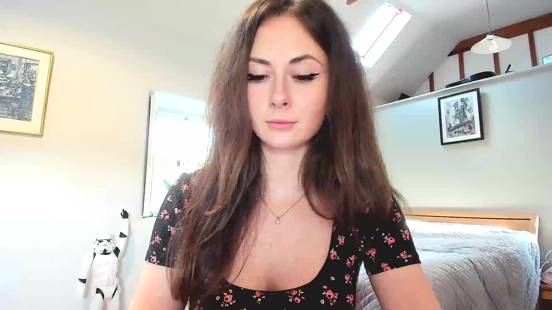 Gallery image thumbnail from Amber_Fry's myfreecams stream on, 12/06/2022, 14:54 image 18 of 20