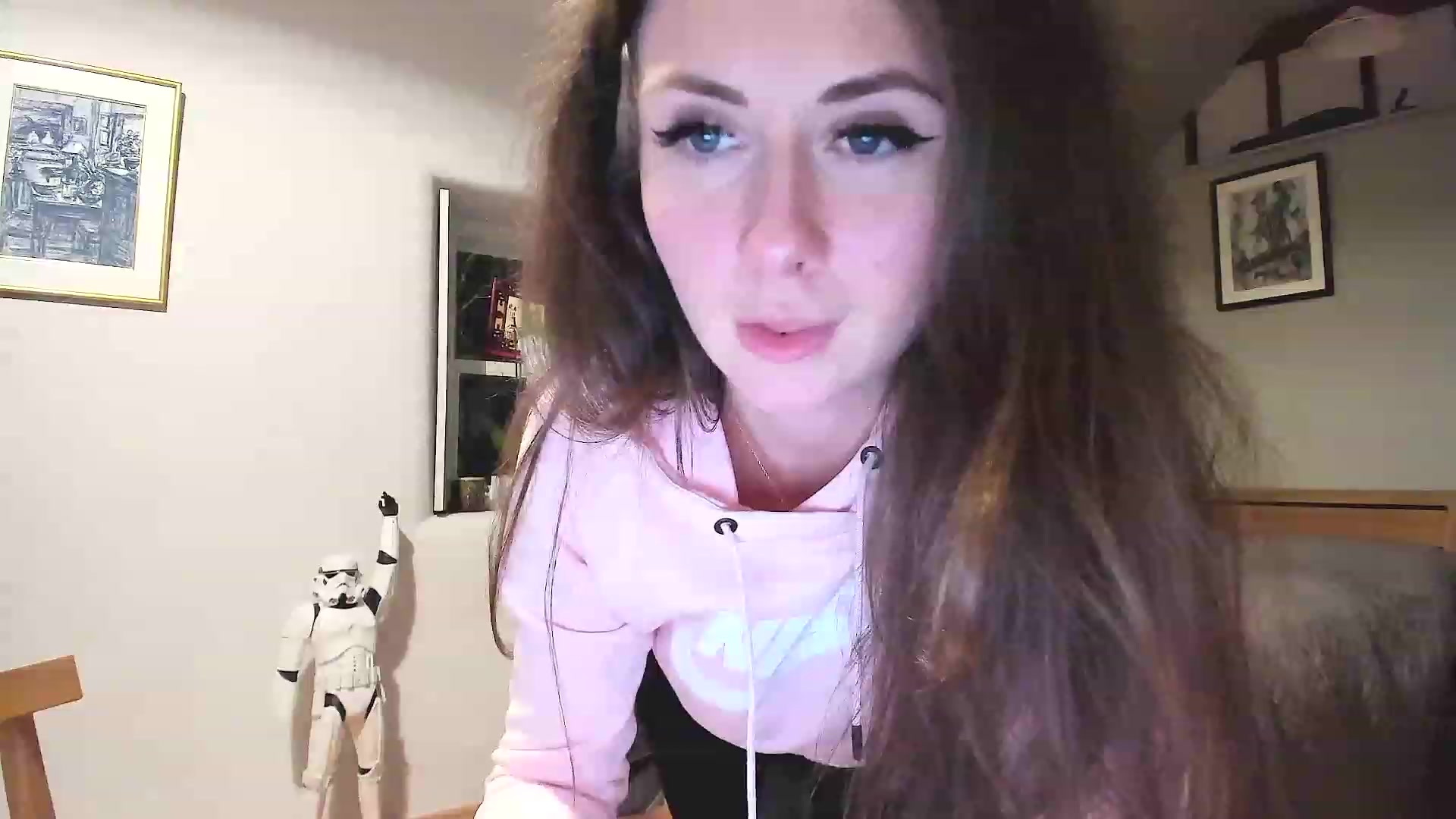 Gallery image thumbnail from Amber_Fry's myfreecams stream on, 12/06/2022, 23:00 image 7 of 20