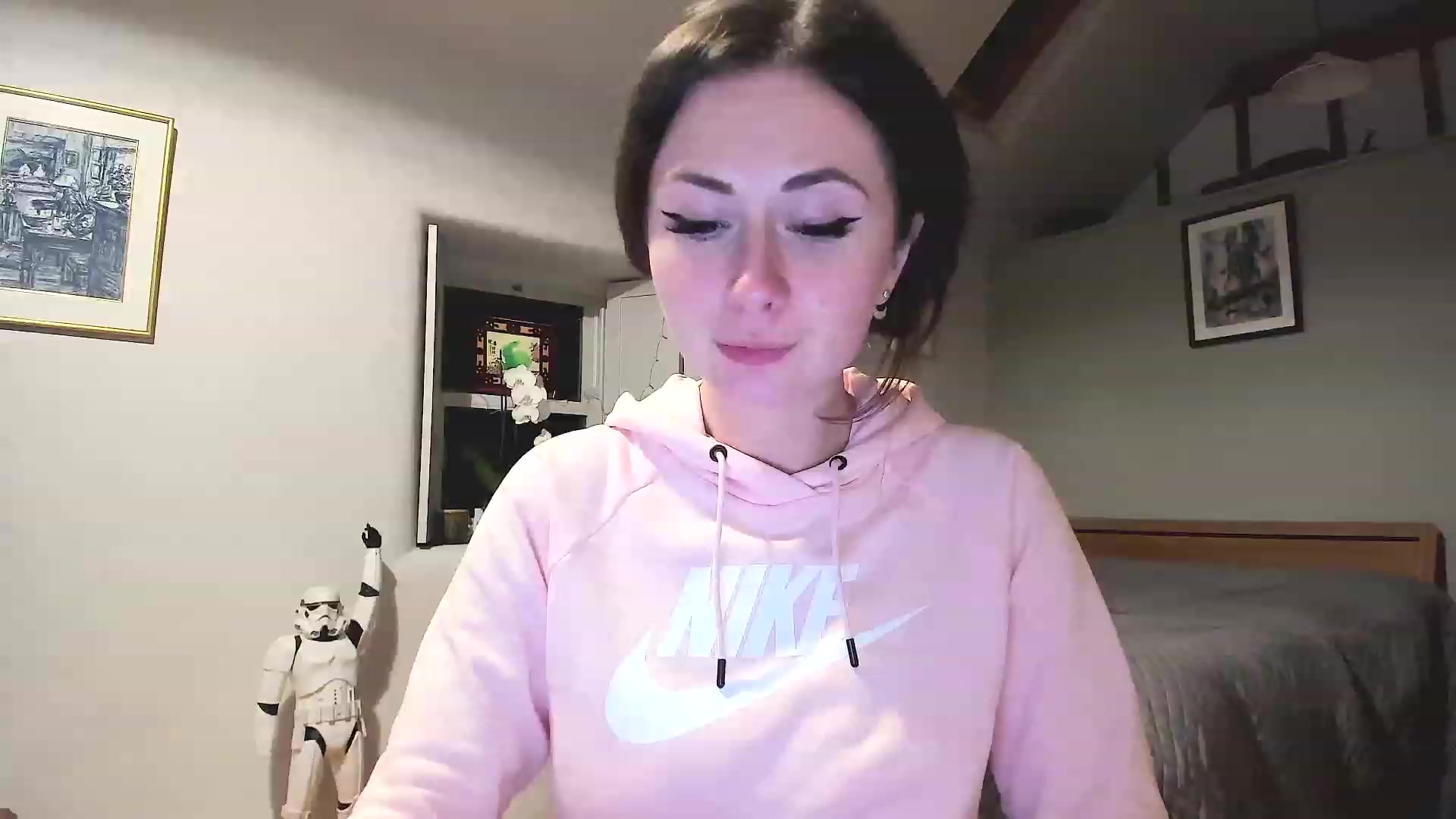 Gallery image thumbnail from Amber_Fry's myfreecams stream on, 12/06/2022, 23:00 image 1 of 20
