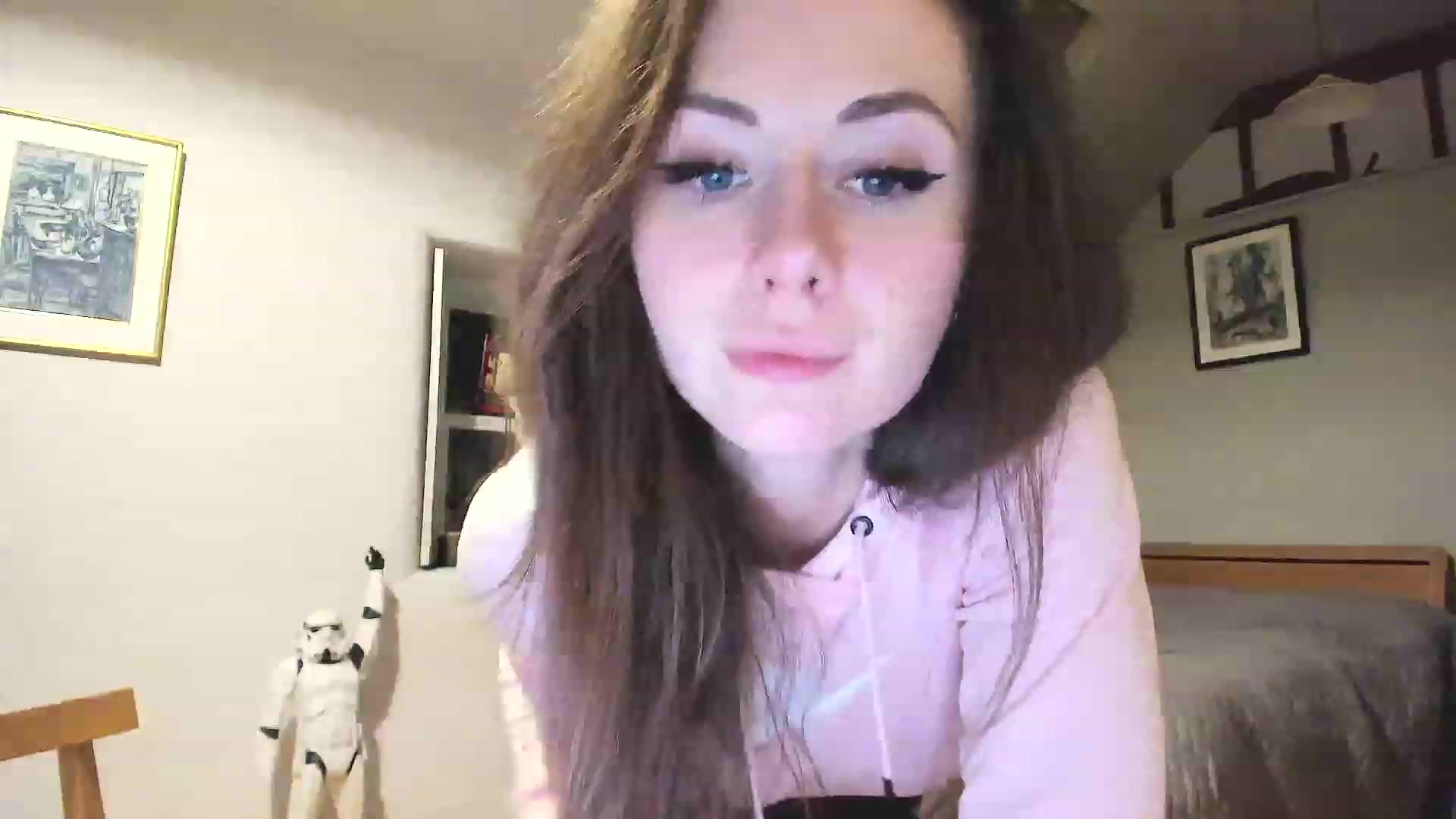 Gallery image thumbnail from Amber_Fry's myfreecams stream on, 12/06/2022, 23:00 image 3 of 20