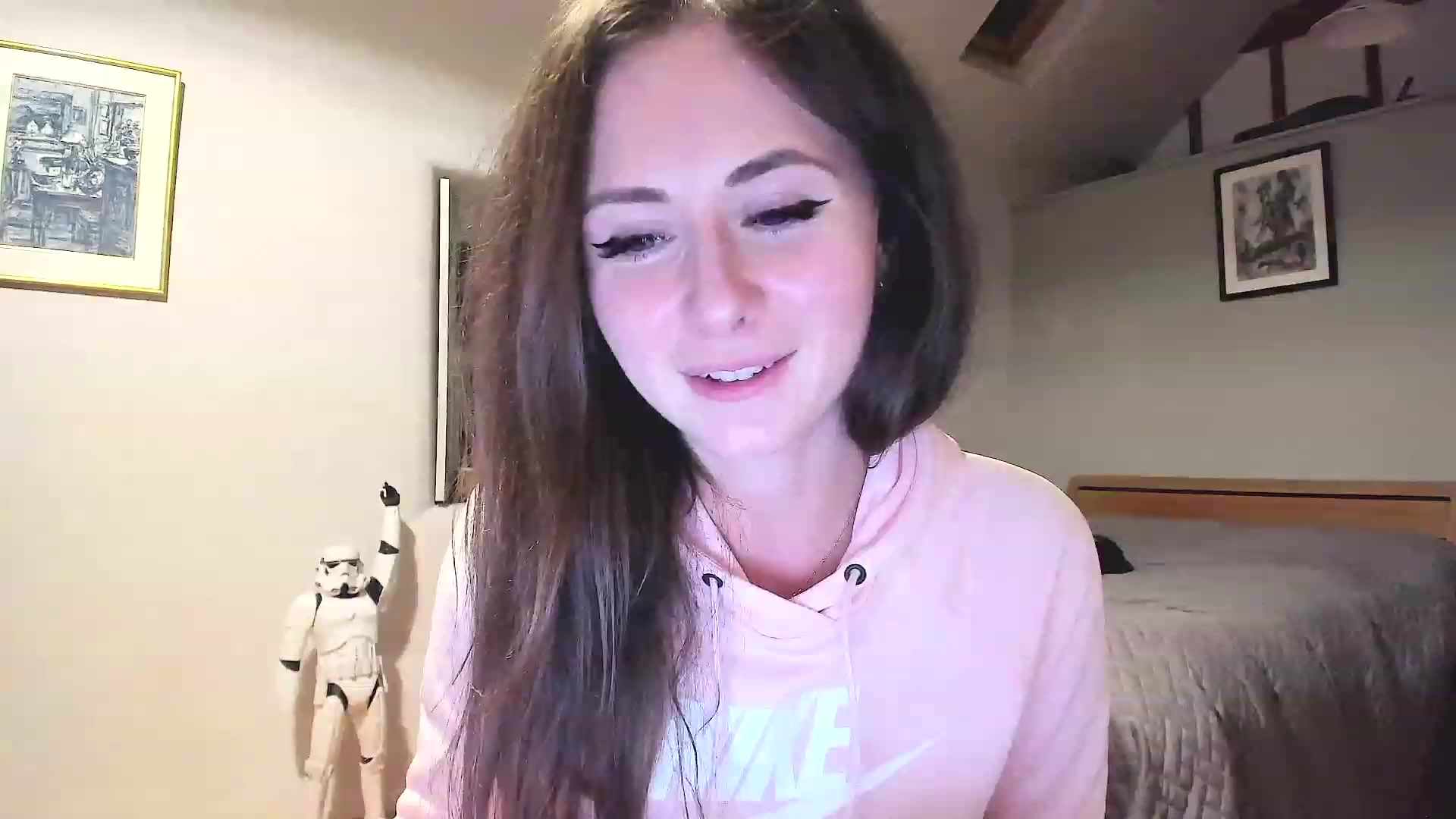 Gallery image thumbnail from Amber_Fry's myfreecams stream on, 12/06/2022, 23:00 image 11 of 20