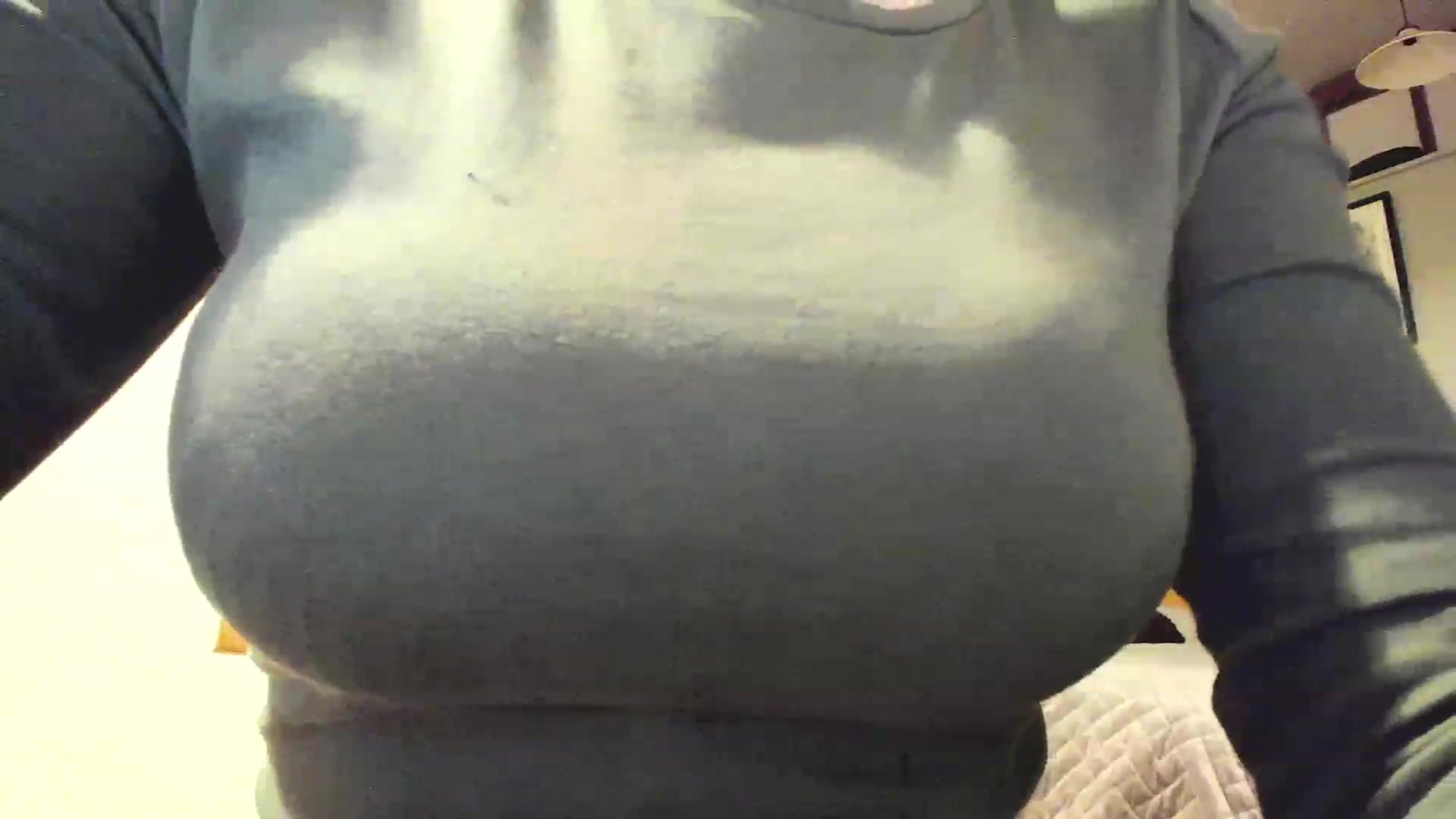 Gallery image thumbnail from Amber_Fry's myfreecams stream on, 12/07/2022, 22:19 image 11 of 20