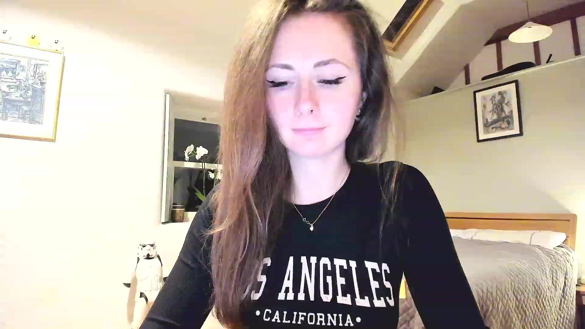 Gallery image thumbnail from Amber_Fry's myfreecams stream on, 12/08/2022, 22:22 image 1 of 20