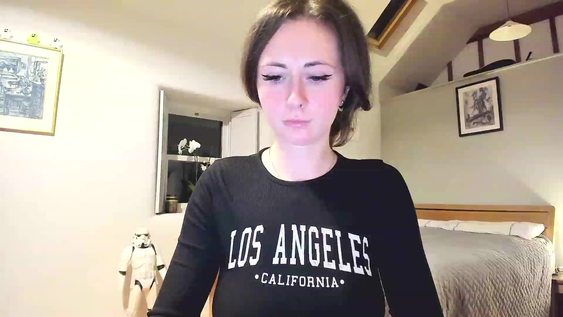 Gallery image thumbnail from Amber_Fry's myfreecams stream on, 12/08/2022, 22:22 image 18 of 20