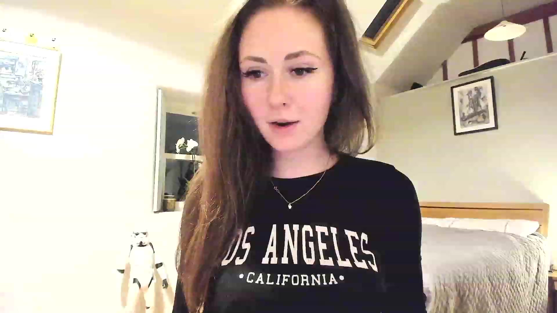 Gallery image thumbnail from Amber_Fry's myfreecams stream on, 12/08/2022, 22:22 image 2 of 20