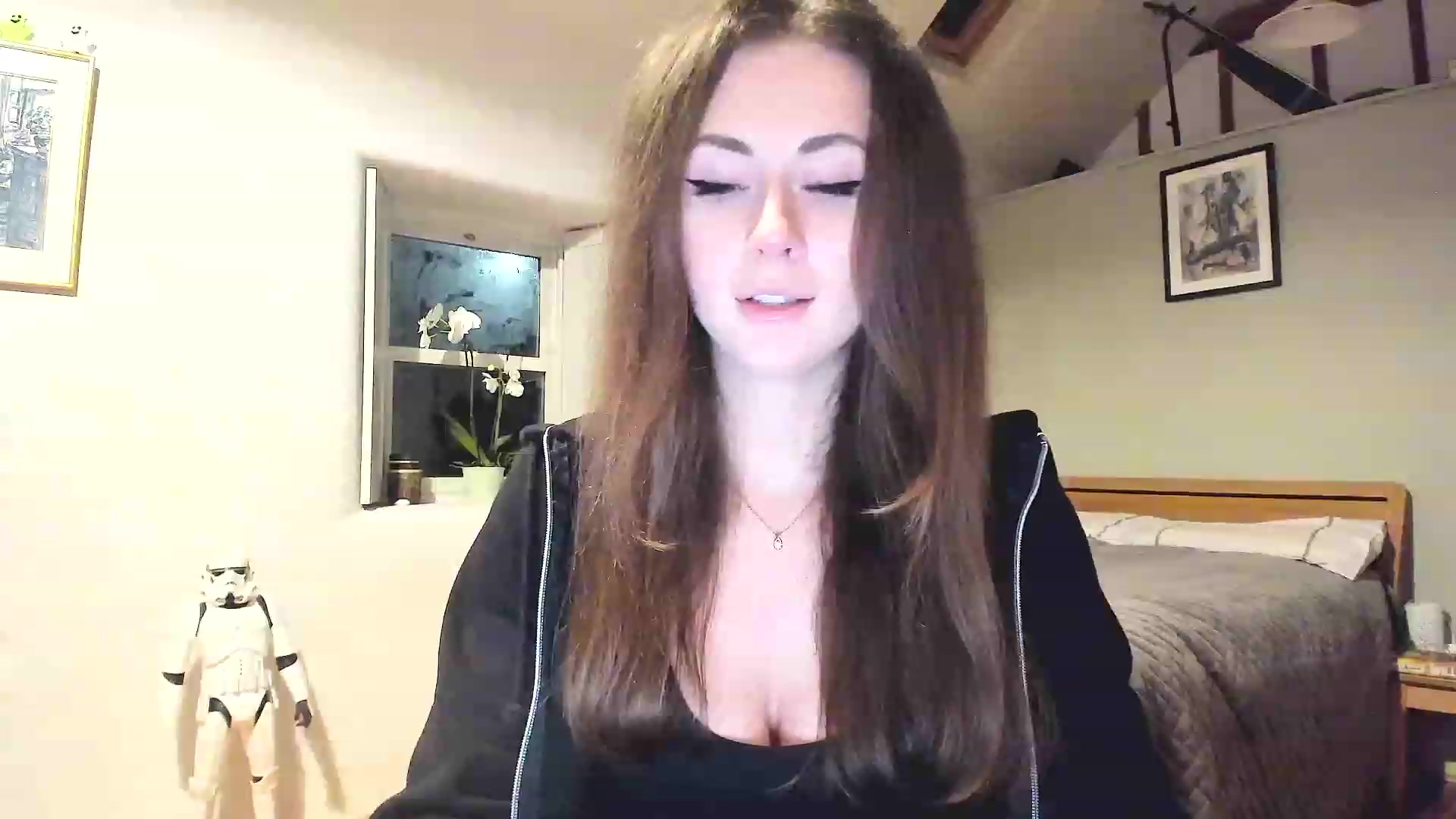 Gallery image thumbnail from Amber_Fry's myfreecams stream on, 12/09/2022, 19:06 image 10 of 20