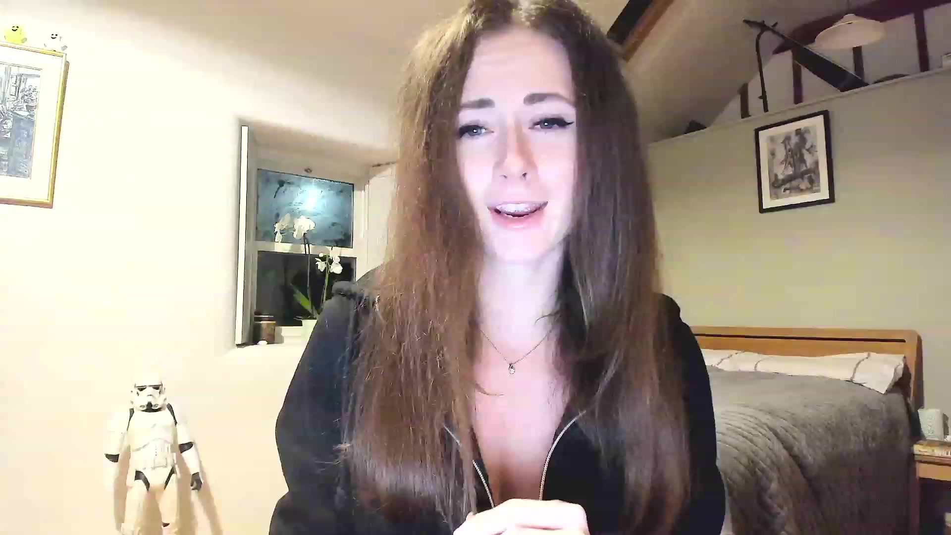 Gallery image thumbnail from Amber_Fry's myfreecams stream on, 12/09/2022, 19:06 image 3 of 20