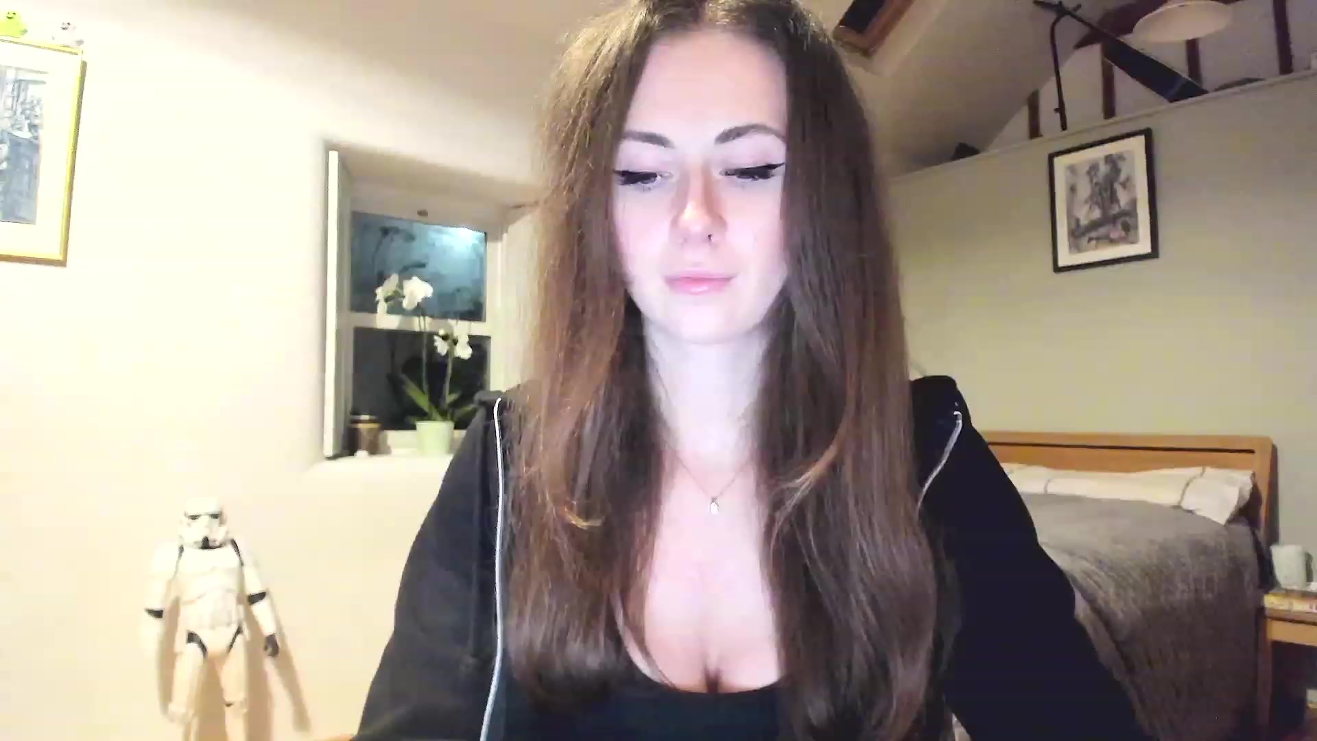 Gallery image thumbnail from Amber_Fry's myfreecams stream on, 12/09/2022, 19:06 image 11 of 20