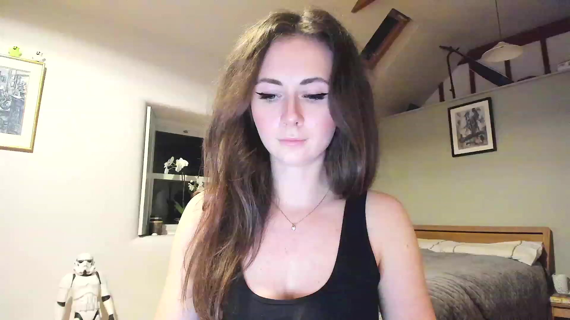 Gallery image thumbnail from Amber_Fry's myfreecams stream on, 12/09/2022, 20:12 image 11 of 20