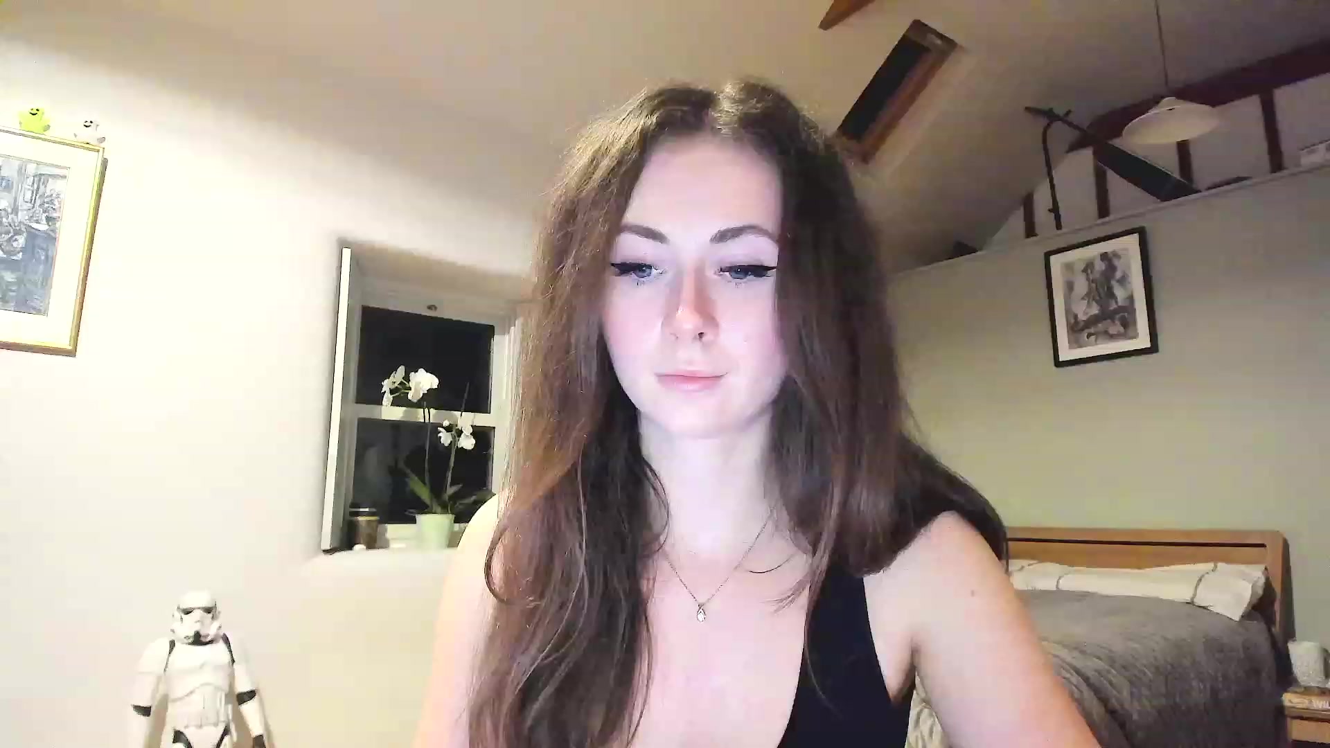 Gallery image thumbnail from Amber_Fry's myfreecams stream on, 12/09/2022, 20:12 image 4 of 20