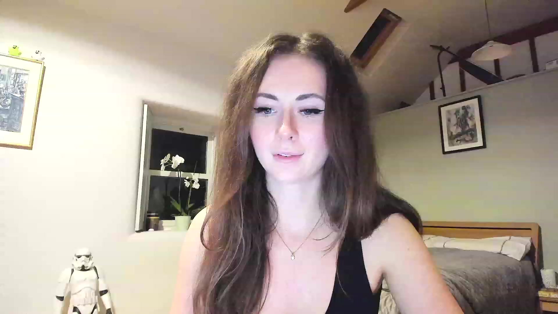 Gallery image thumbnail from Amber_Fry's myfreecams stream on, 12/09/2022, 20:12 image 2 of 20