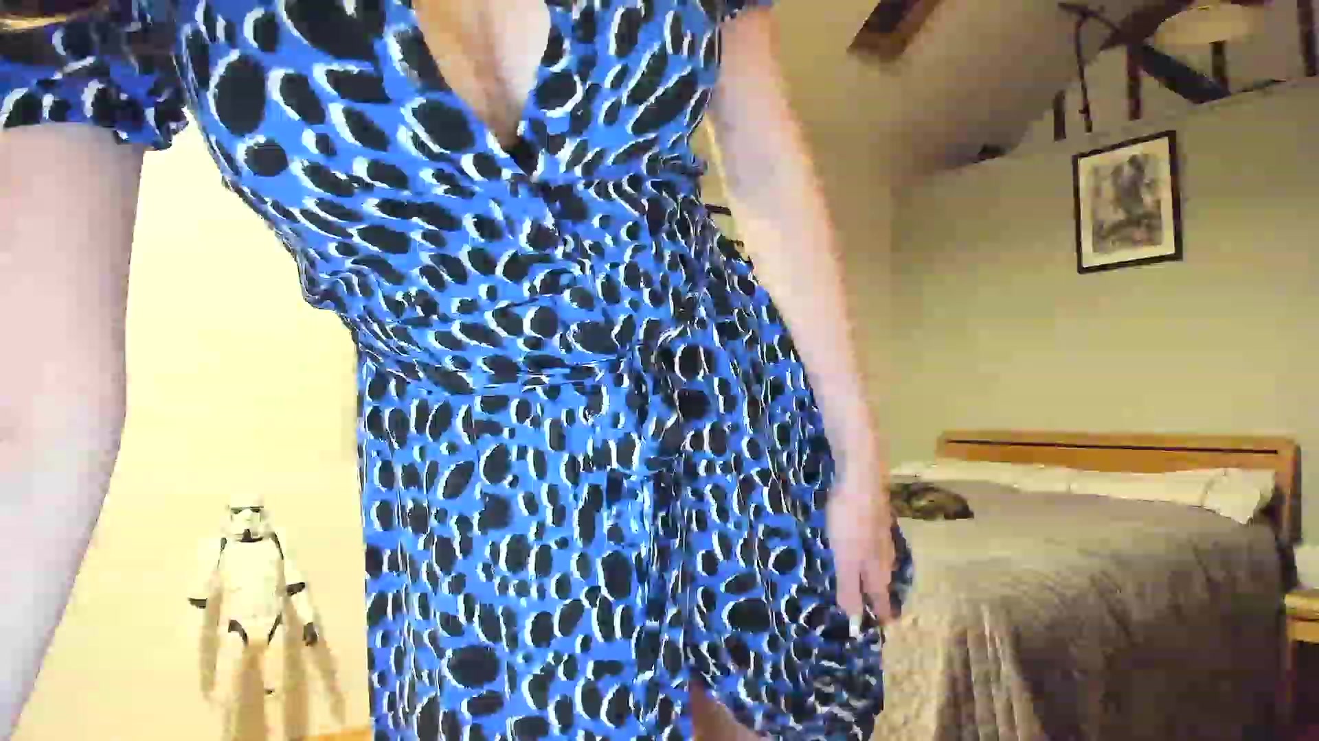 Gallery image thumbnail from Amber_Fry's myfreecams stream on, 12/09/2022, 23:56 image 17 of 20