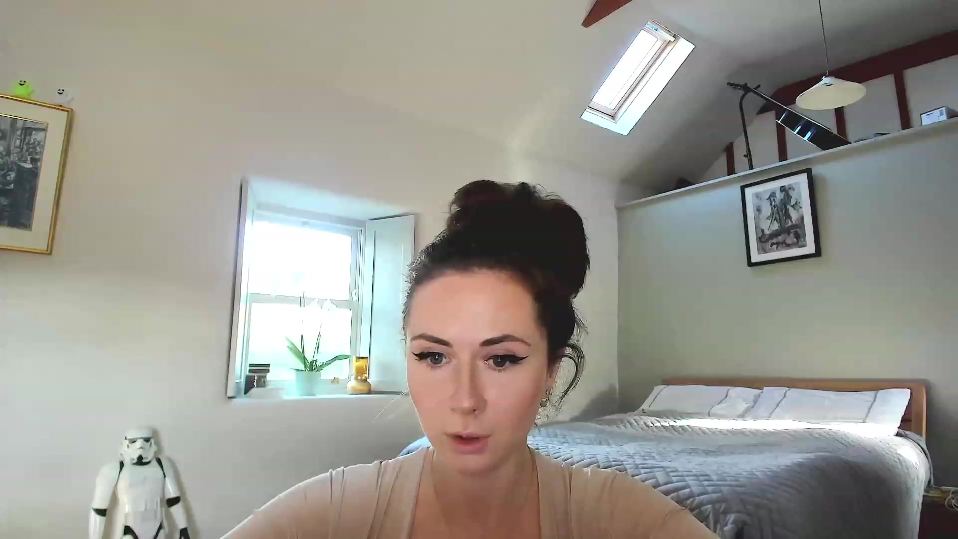 Gallery image thumbnail from Amber_Fry's myfreecams stream on, 12/11/2022, 14:13 image 20 of 20