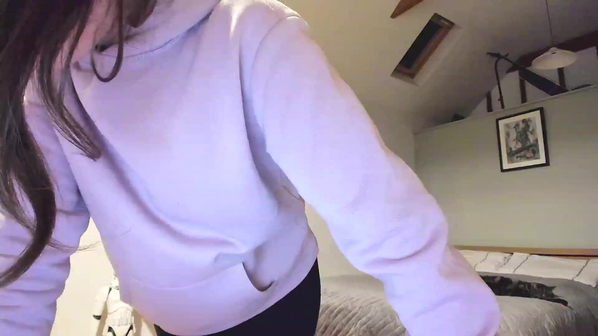 Gallery image thumbnail from Amber_Fry's myfreecams stream on, 12/11/2022, 21:51 image 17 of 20