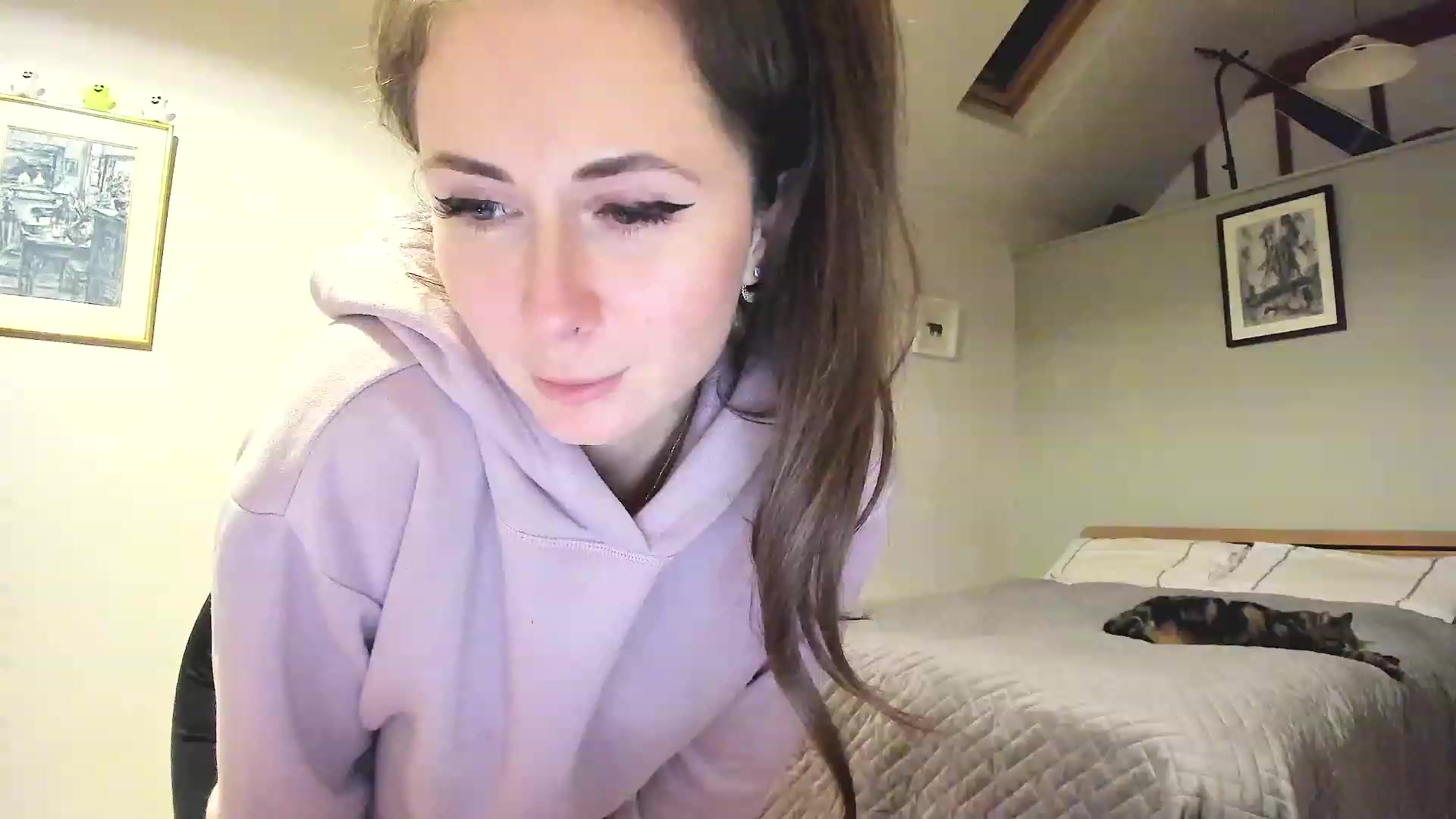 Gallery image thumbnail from Amber_Fry's myfreecams stream on, 12/11/2022, 21:51 image 3 of 20
