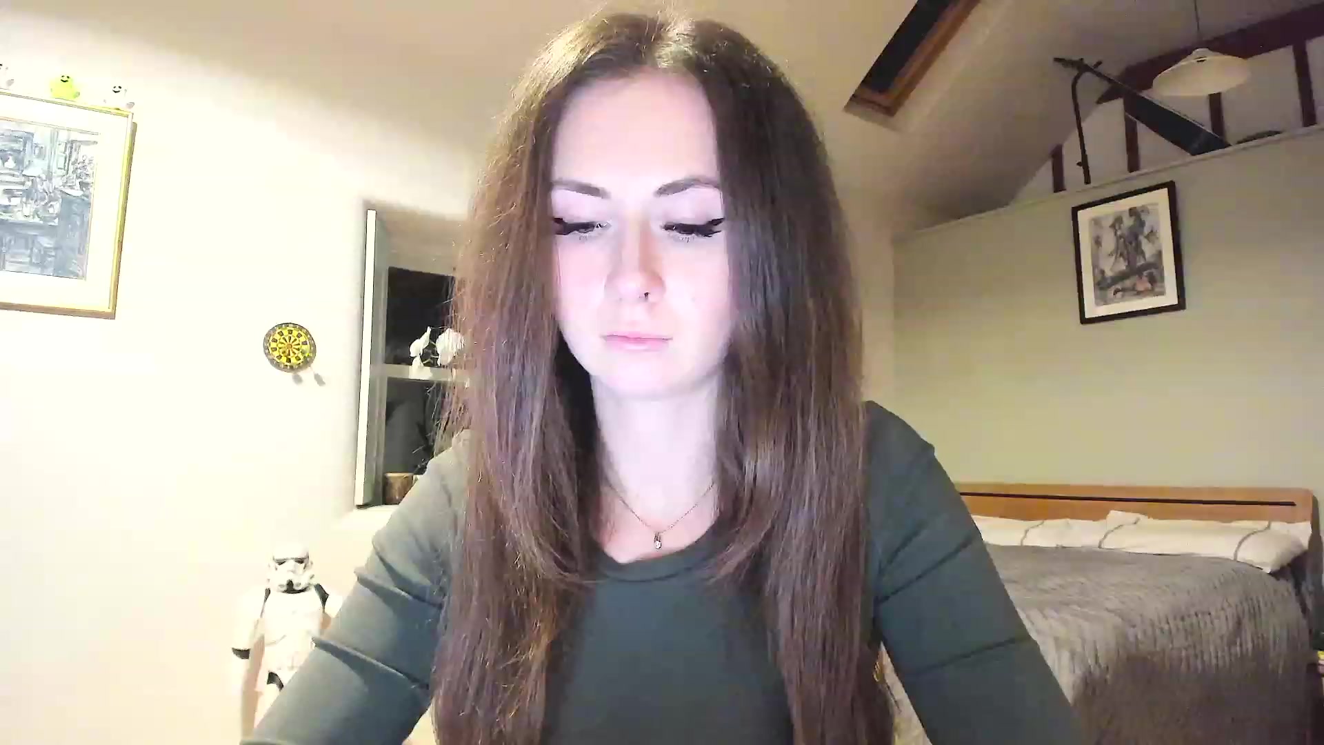 Gallery image thumbnail from Amber_Fry's myfreecams stream on, 12/16/2022, 20:00 image 2 of 20