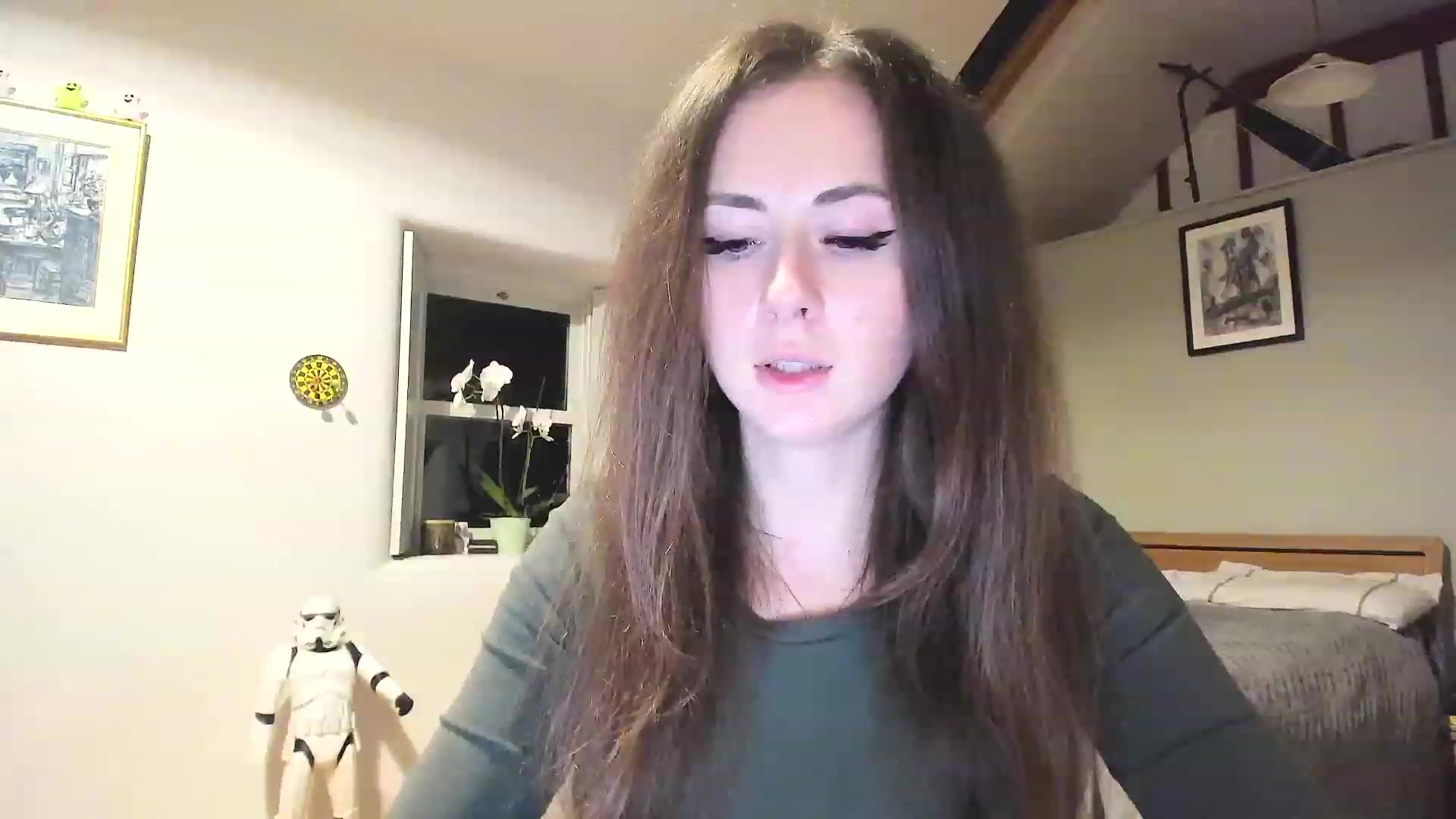Gallery image thumbnail from Amber_Fry's myfreecams stream on, 12/16/2022, 20:00 image 9 of 20