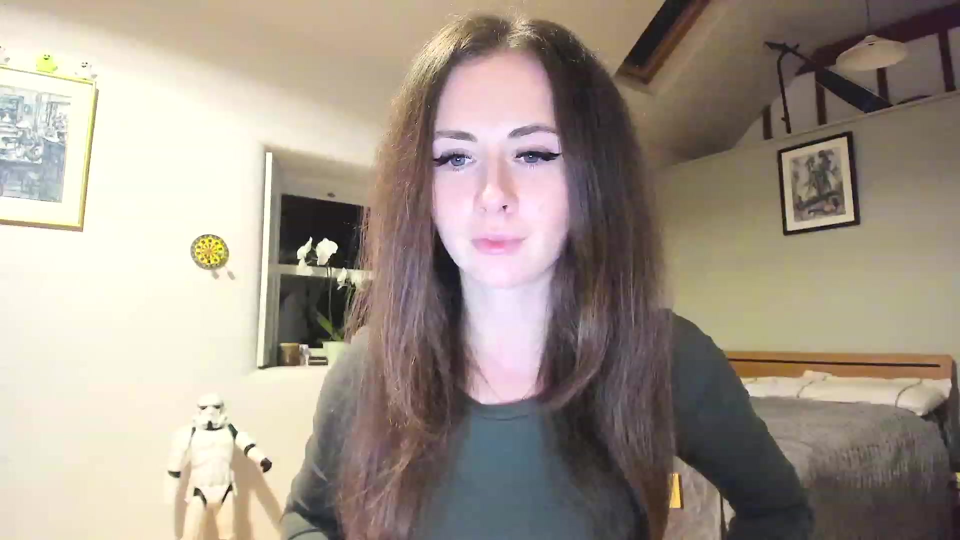 Gallery image thumbnail from Amber_Fry's myfreecams stream on, 12/16/2022, 20:00 image 7 of 20