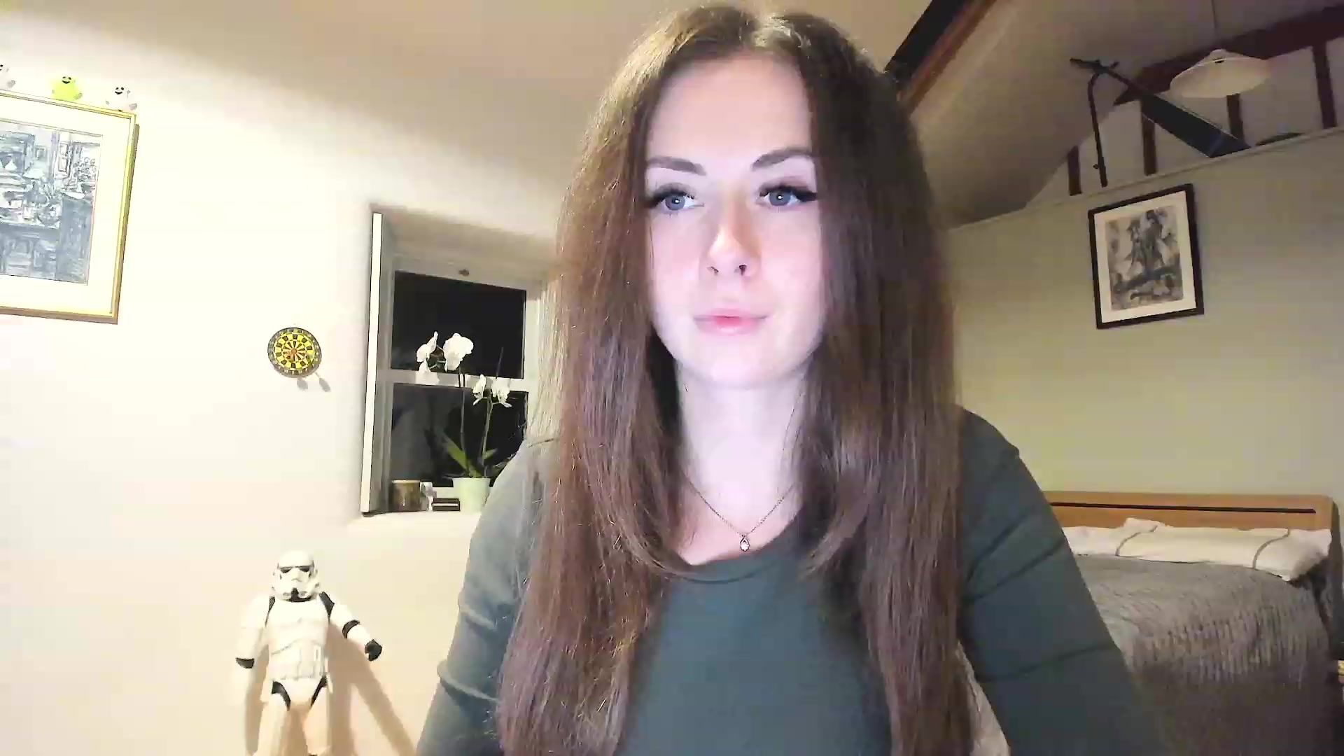 Gallery image thumbnail from Amber_Fry's myfreecams stream on, 12/16/2022, 20:00 image 1 of 20