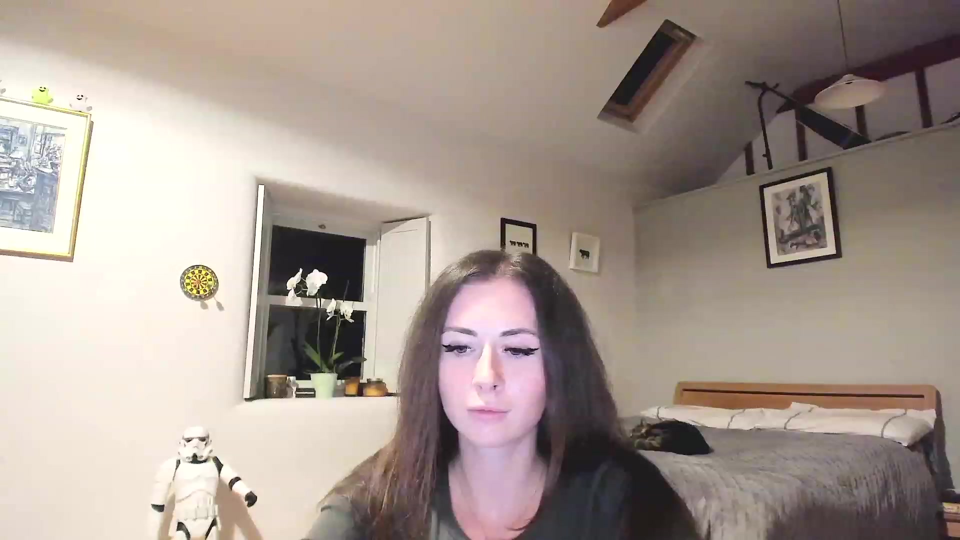 Gallery image thumbnail from Amber_Fry's myfreecams stream on, 12/16/2022, 22:14 image 5 of 20