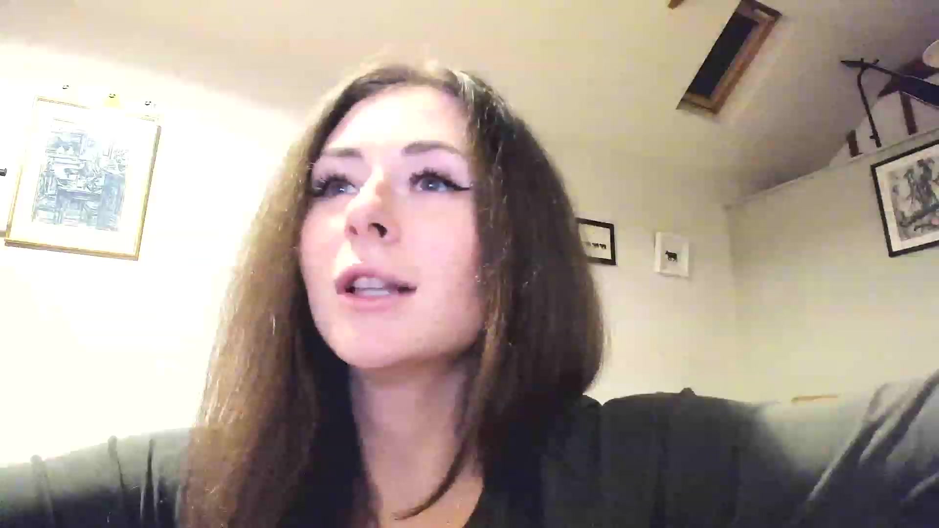 Gallery image thumbnail from Amber_Fry's myfreecams stream on, 12/16/2022, 22:14 image 15 of 20