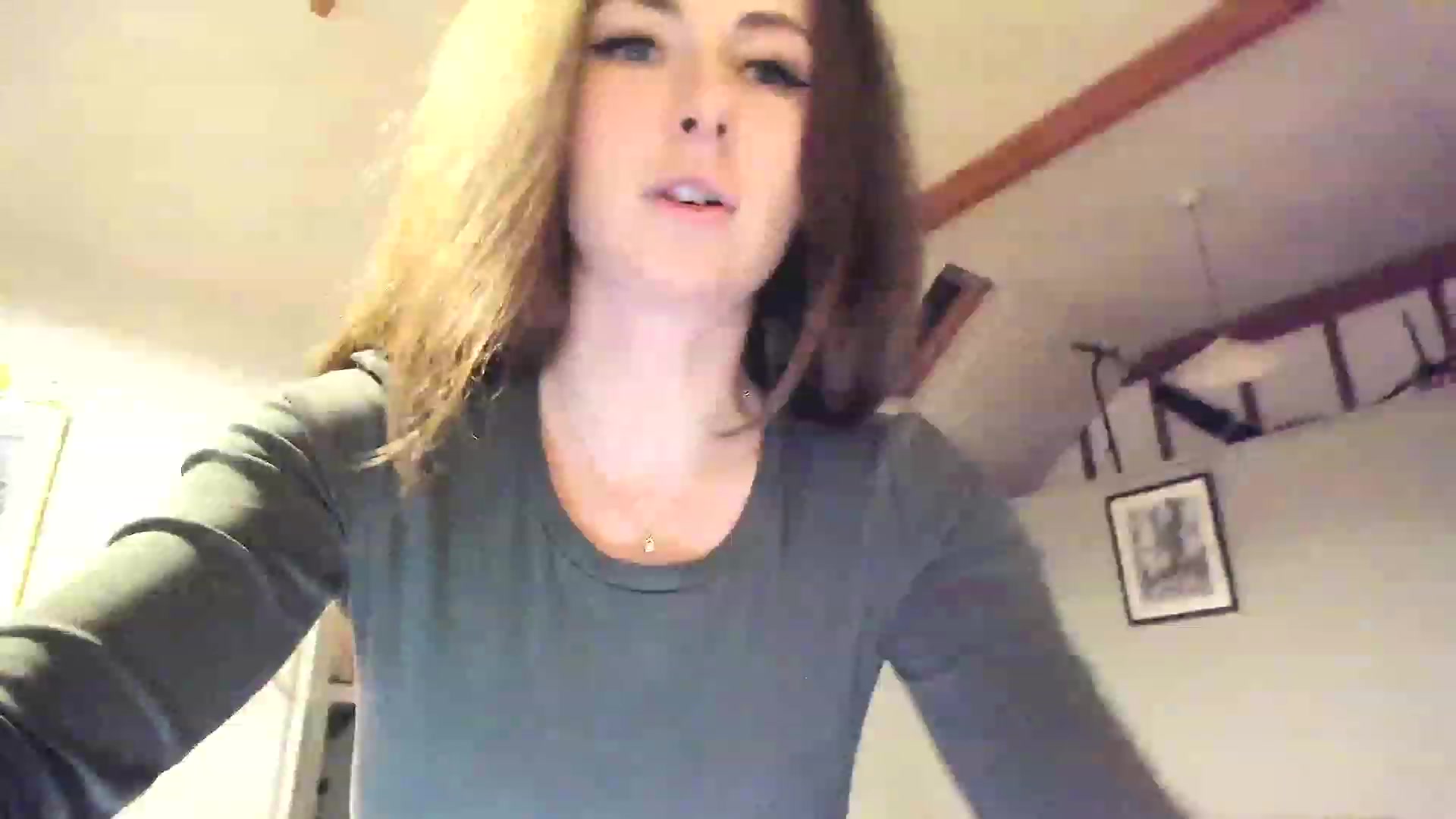 Gallery image thumbnail from Amber_Fry's myfreecams stream on, 12/16/2022, 22:14 image 11 of 20