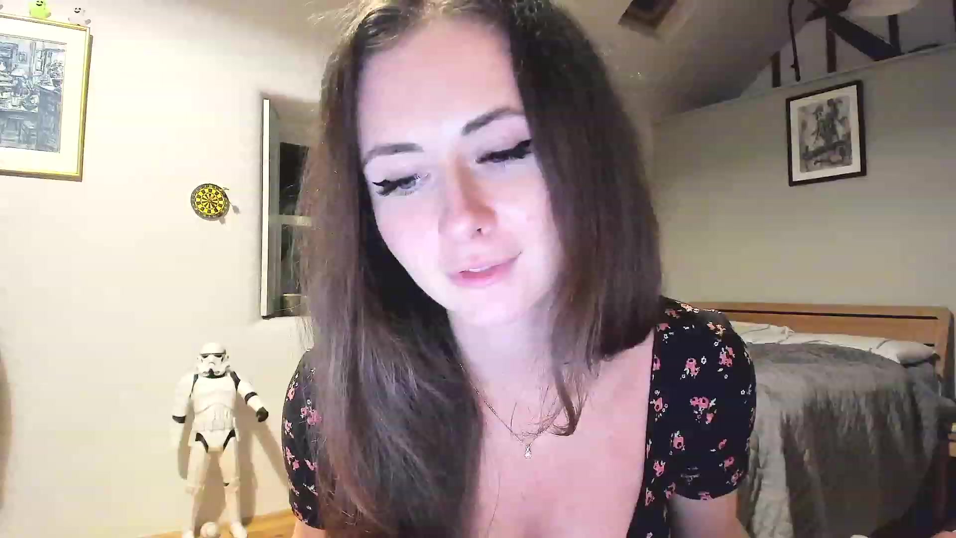 Gallery image thumbnail from Amber_Fry's myfreecams stream on, 12/17/2022, 22:38 image 1 of 20