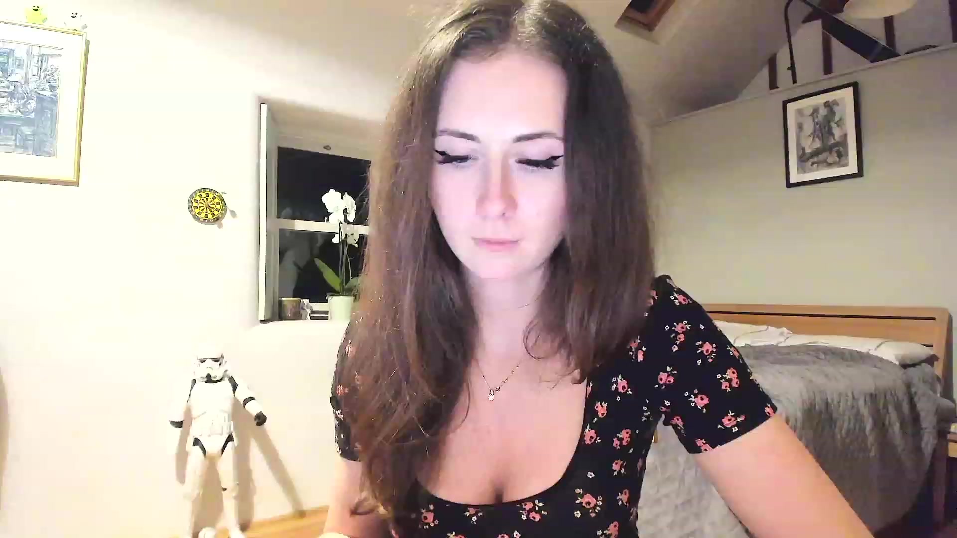 Gallery image thumbnail from Amber_Fry's myfreecams stream on, 12/17/2022, 22:38 image 11 of 20